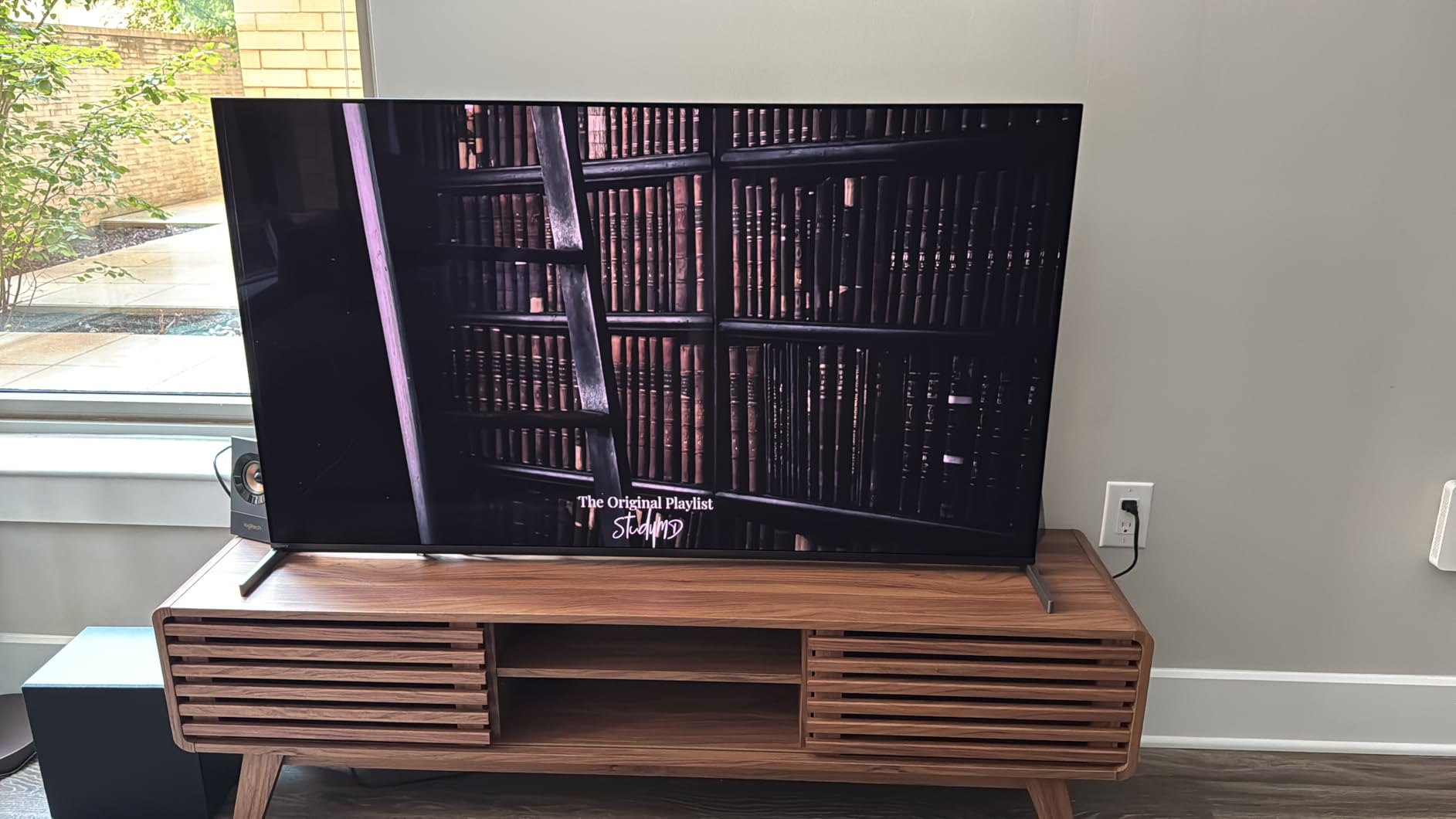 Sony BRAVIA 8 II 65 Inch TV, QD OLED, 4K Smart Google TV, XR Processor with AI Technology, Ultra Slim Design, 120hz Television, Dolby Vision/Atmos, Exclusive Features for PS5, K-65XR80M2, 2025 Model Customer Review Sony BRAVIA 8 II 65 Inch TV, QD OLED, 4K Smart Google TV, XR Processor with AI Technology, Ultra Slim Design, 120hz Television, Dolby Vision/Atmos, Exclusive Features for PS5, K-65XR80M2, 2025 Model - Customer Photo 2