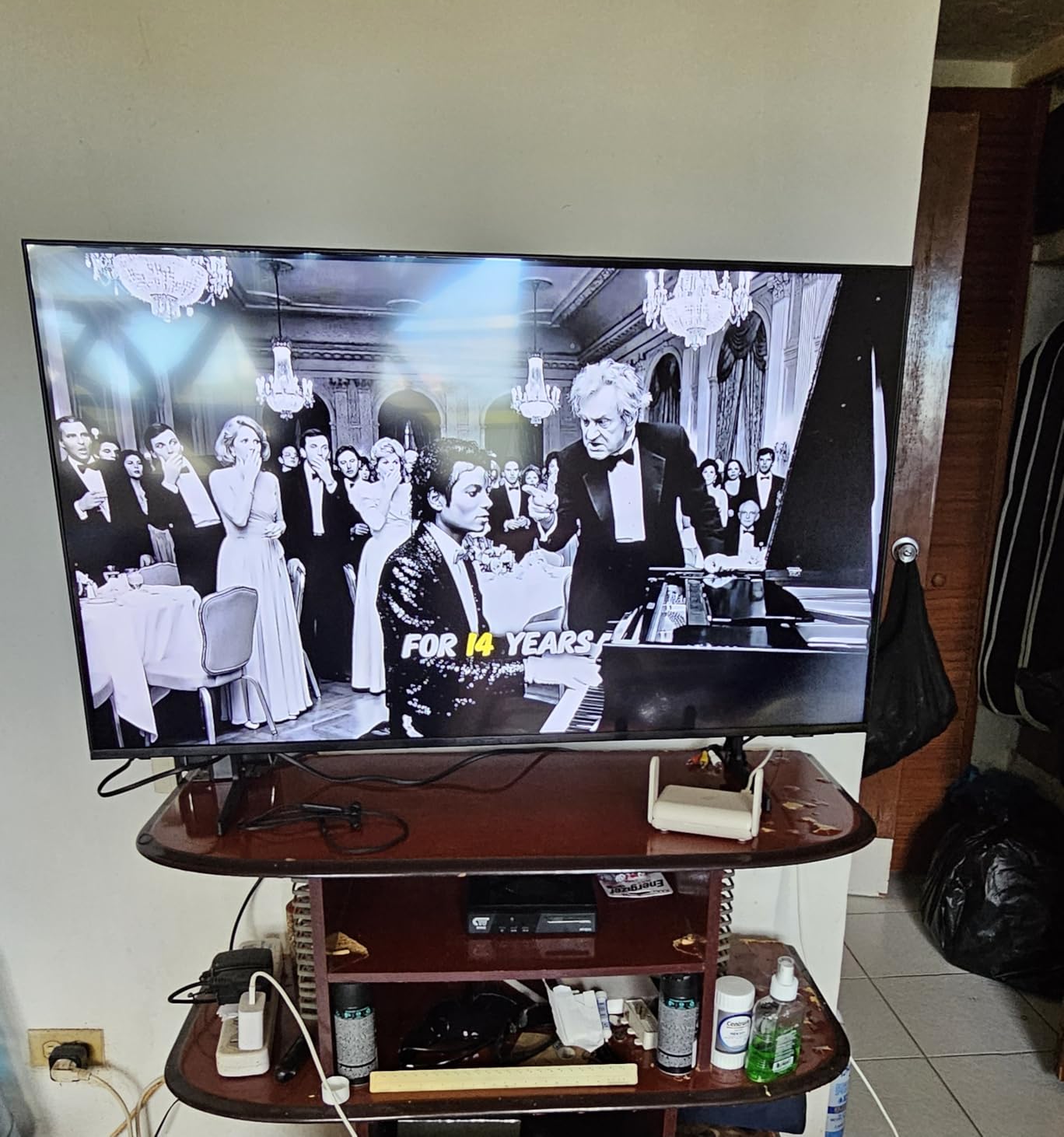 Samsung 85-Inch Class QLED Q7F Series Samsung Vision AI Smart TV (2025 Model, 85Q7F) Quantum HDR, Object Tracking Sound Lite, Q4 AI Gen1 Processor, 4K upscaling, Gaming Hub, Alexa Built-in - Customer Photo 1