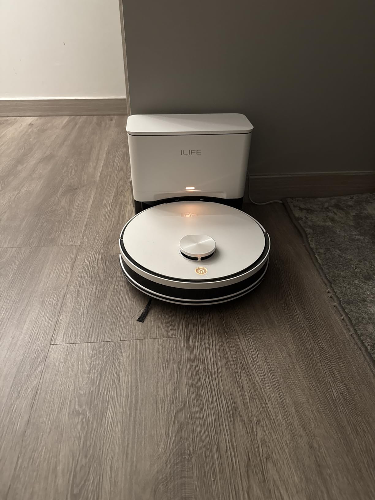 ILIFE A30 Pro Robot Vacuum and Mop, Self Emptying Station for 60 Days, 5000Pa Suction, LiDAR Navigation, No-Go Zones, 2.4G WiFi/App/Alexa/Remote Control customer photo 1