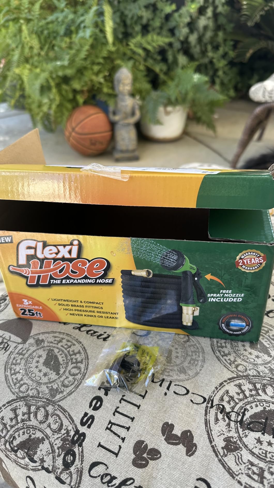 Flexi Hose Expandable Garden Hose with 8 Function Nozzle, 50FT - Lightweight Retractable Garden Hose, Water Hose - No-Kink Flexibility, 3/4 Inch Solid Brass Fittings and Double Latex Core customer photo 1