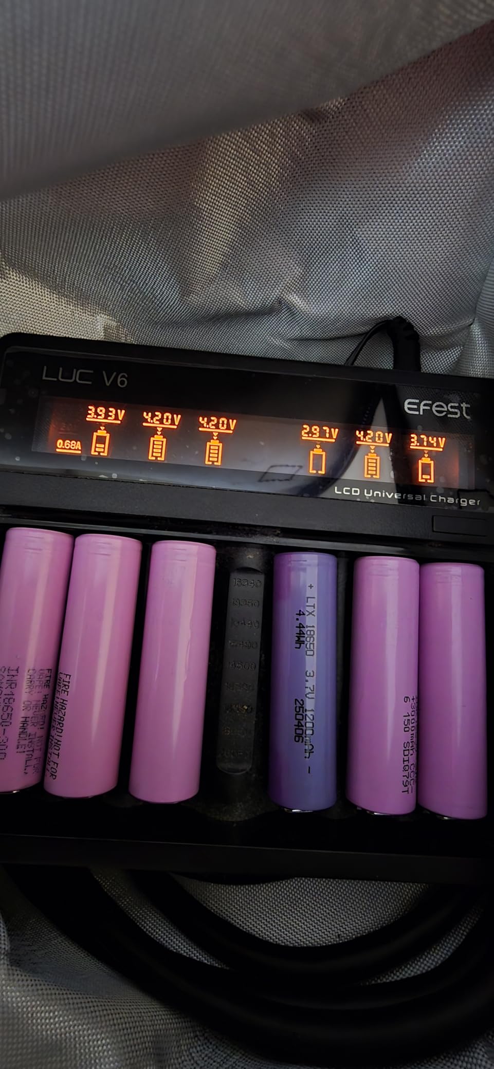 PARTPHONER RGBCW Solar Post Cap Lights 12-Pack, 9 Colors 3 Modes Fence Cap Lights, Bright Solar Outdoor Waterproof LED Deck Lighting for Fence Garden Deck Patio Porch Decor 4x4 Vinyl/Wood - Customer Photo 1