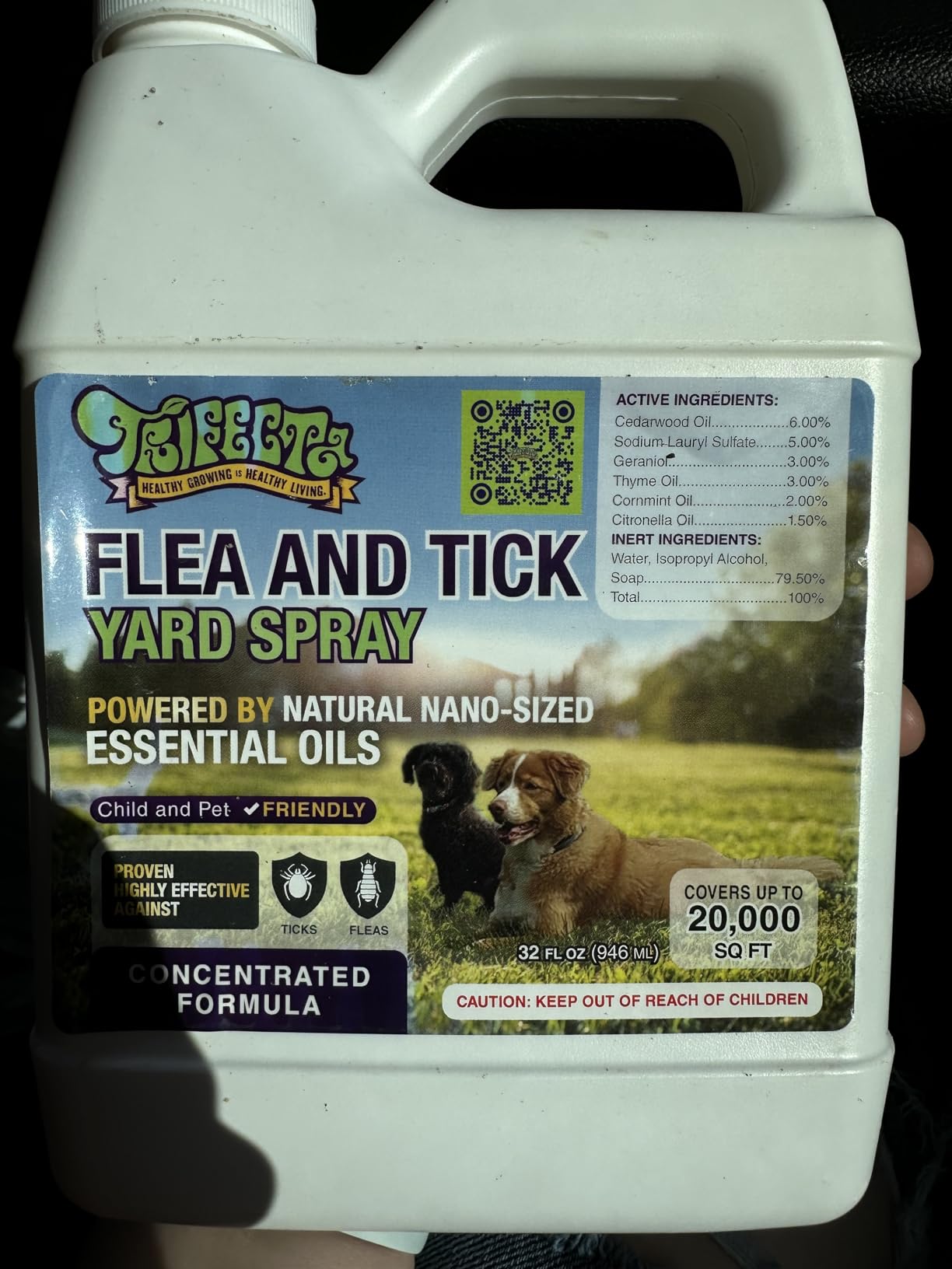 Trifecta Flea and Tick Ready to Use Outdoor Spray for Yards | All Natural Flea and Tick Prevention for Yards with Essential Oils | Pet and Family Safe | Hose-End Sprayer for up to 5,000 Sq Ft - Customer Photo 1