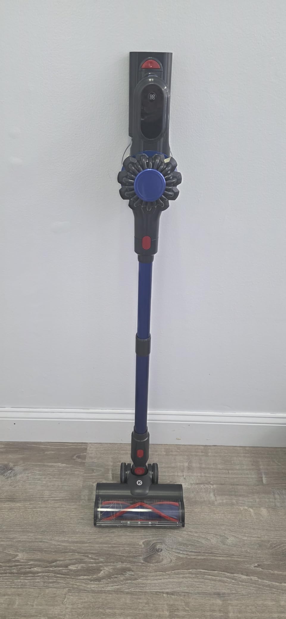 KARDV Cordless Vacuum Cleaner, 500W/40Kpa Vacuum Cleaners for Home, 60Mins Stick Vacuum with LED Display, Anti-Tangle & Wall Mount Charging, 8 in 1 Lightweight Vacuum for Hard Floors Carpet Pet Hair - Customer Photo 2