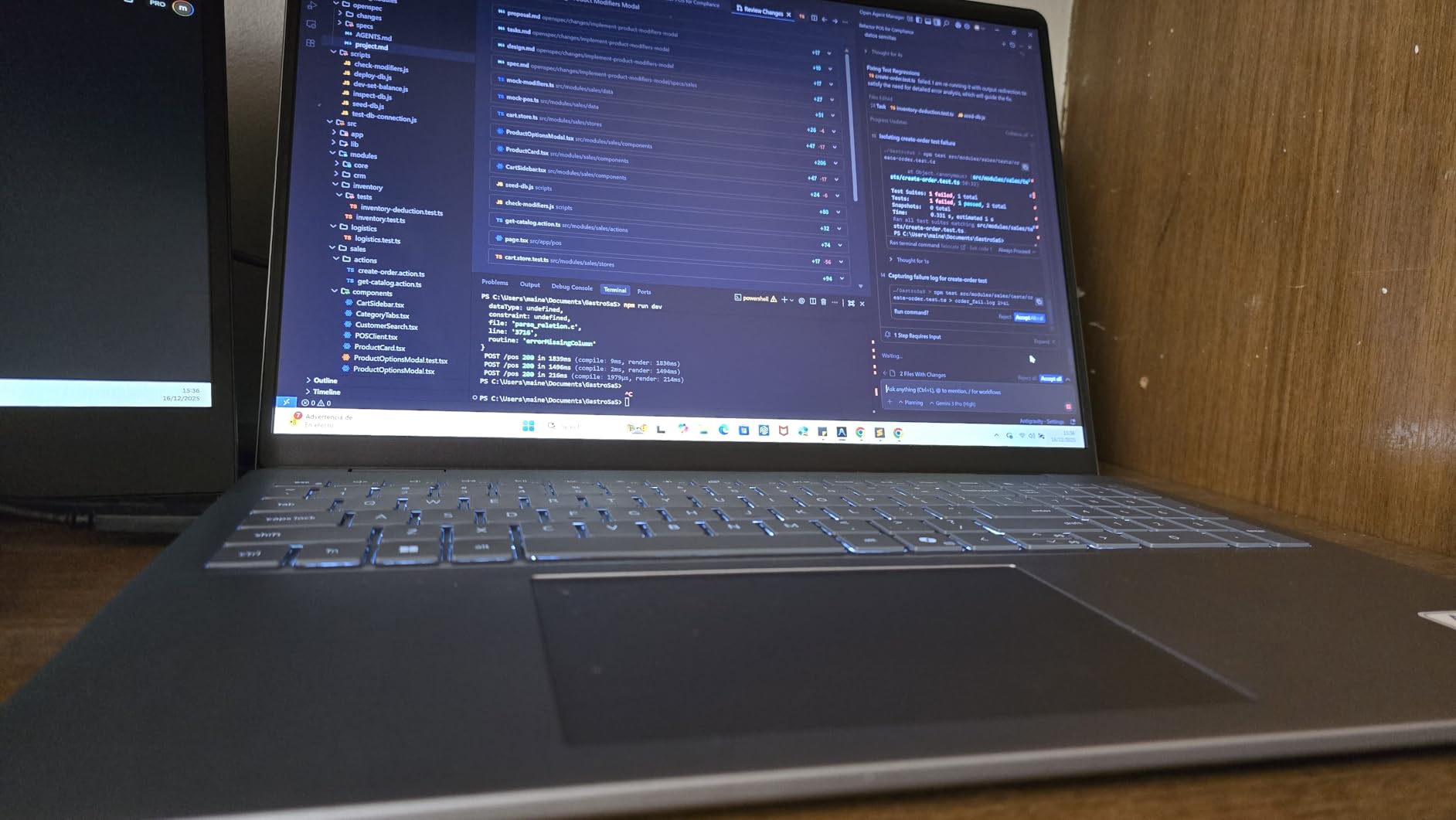 Dell 16 Plus Laptop DB16250-16.0-inch 16:10 2.5K (2560x1600) Display, Intel Core Ultra 9 288V, 32GB LPDDR5X Memory, 2TB SSD, Intel Arc Graphics, Backlit Copilot Key Keyboard, Windows 11 Home - Customer Photo 1