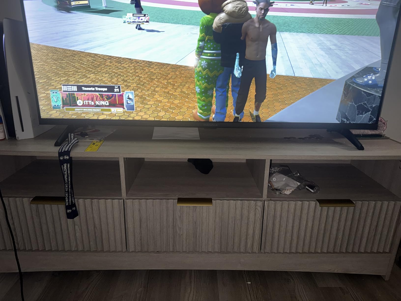 Amada TV Stand for 50-65