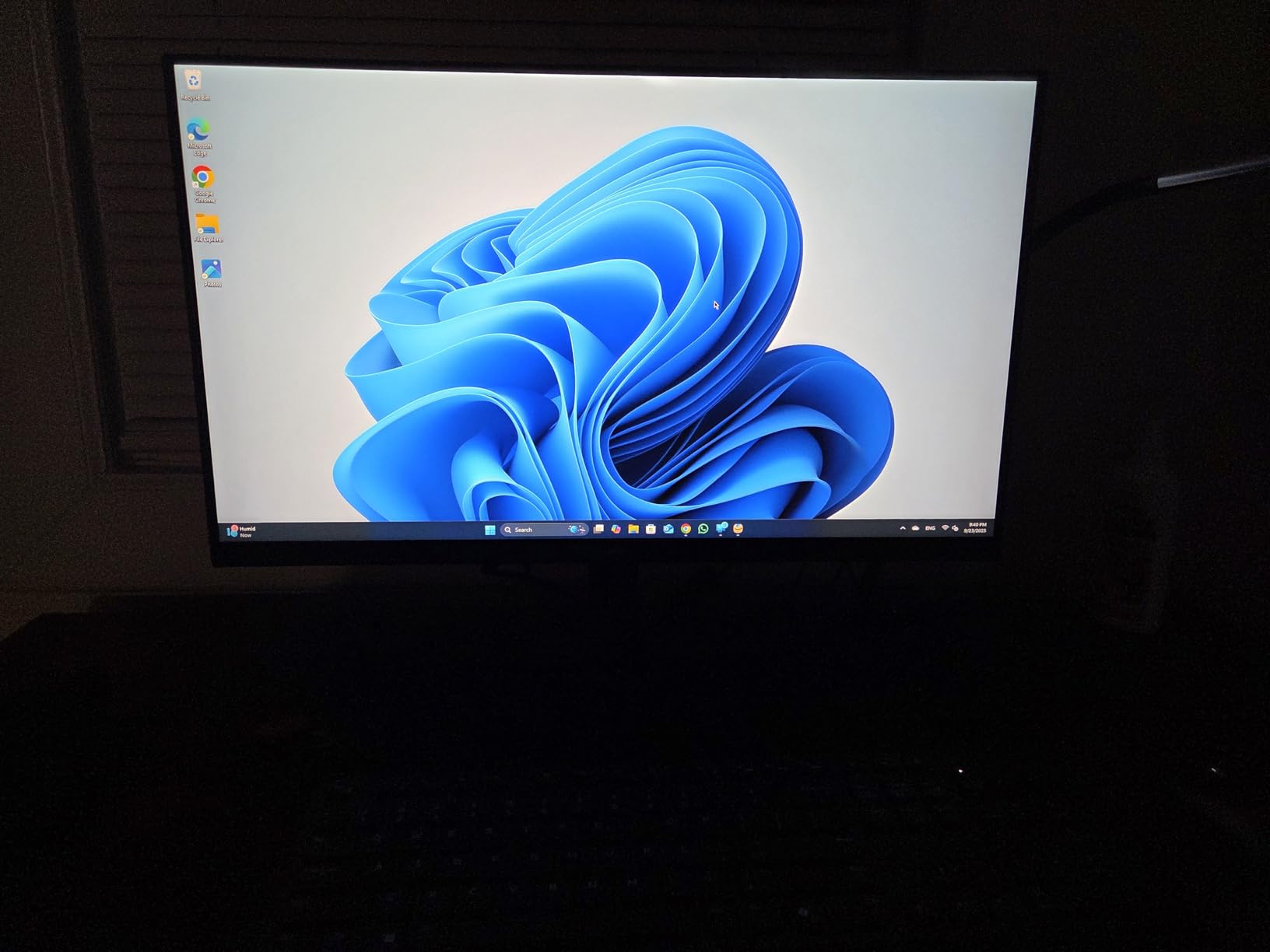 Dell Tower Desktop ECT1250 - Intel Core Ultra 7-265 Processor, Intel UHD Graphics, 32GB Memory, 1TB M.2 SSD, 3.0 SD Card Reader, Dell Wired Keyboard and Mouse, Windows 11 Home, Basic Onsite Service - Customer Photo 1