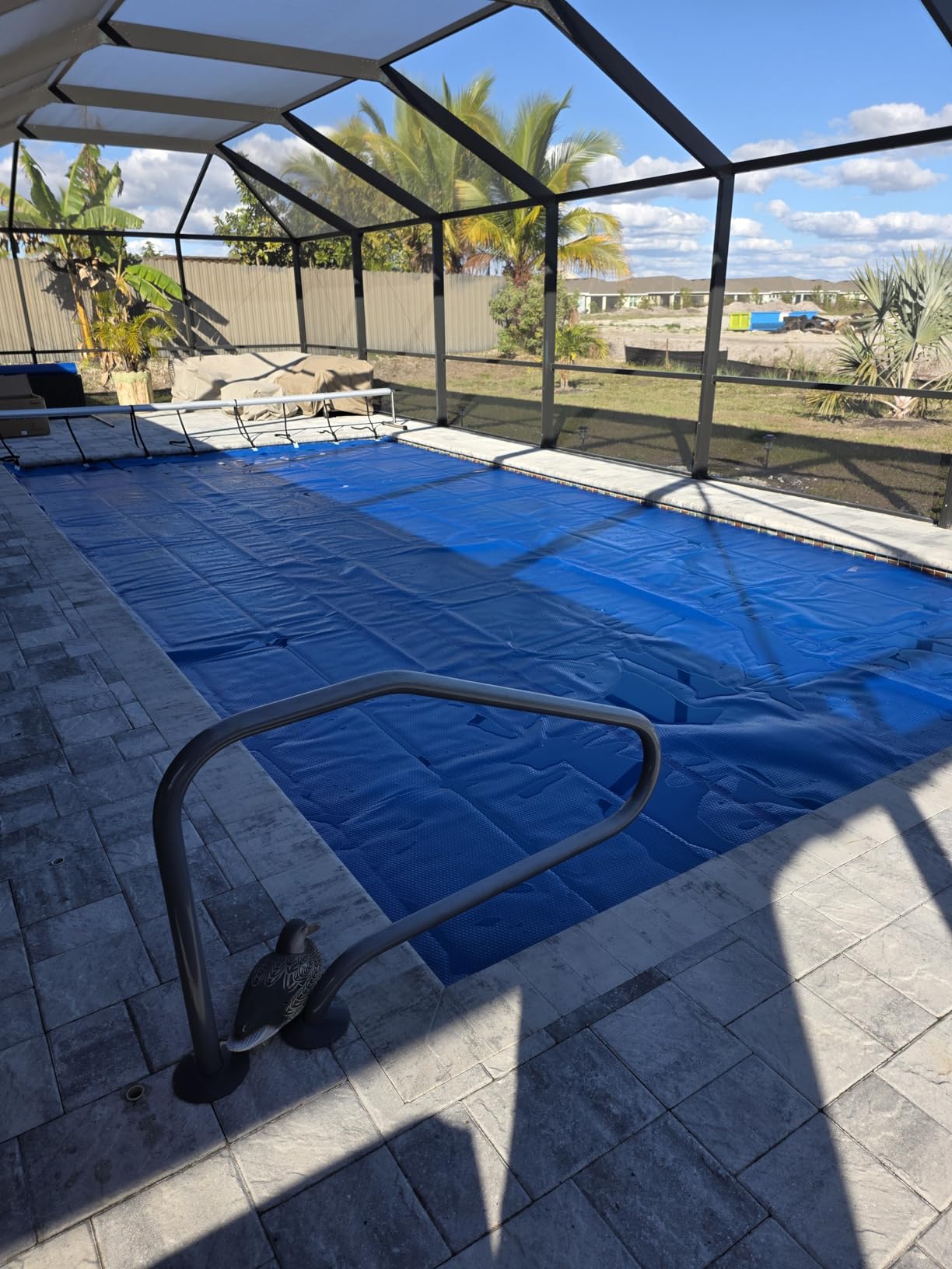 Solar Pool Cover, Durable 16 mil 16 × 32 ft Pool Covers for Inground & Above Ground Pools, Solar Pool Heater, Rectangle Solar Blanket with Bubbles, Blue - Customer Photo 2