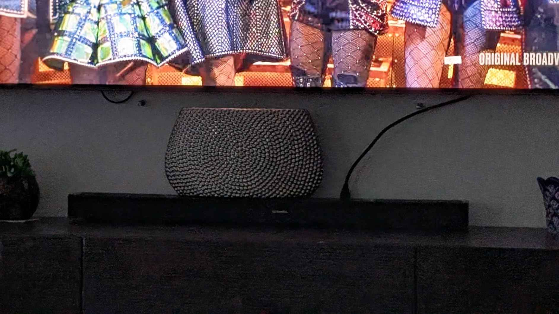 ULTIMEA 5.1.2ch Sound Bar with Dolby Atmos, Surround Sound System for TV with 2 Surround Speakers, Skywave F40 (New, 2025 Model) - Customer Photo 2