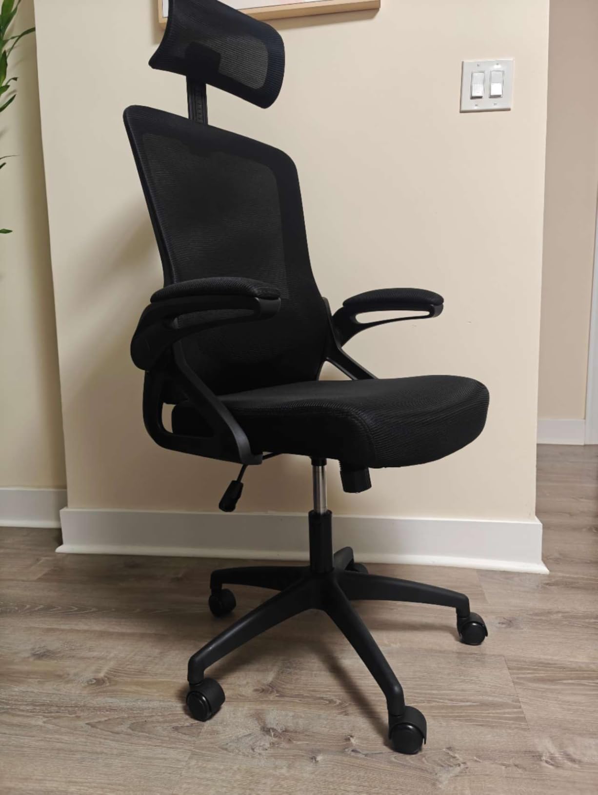 Fizzin Ergonomic Office Chair, 400 LBS Computer Chairs with Adjustable Lumbar Support, Breathable Mesh Desk Chair Ergonomic with Thickened Cushion, Comfy Home Office Desk Chair (Black) - Customer Photo 2