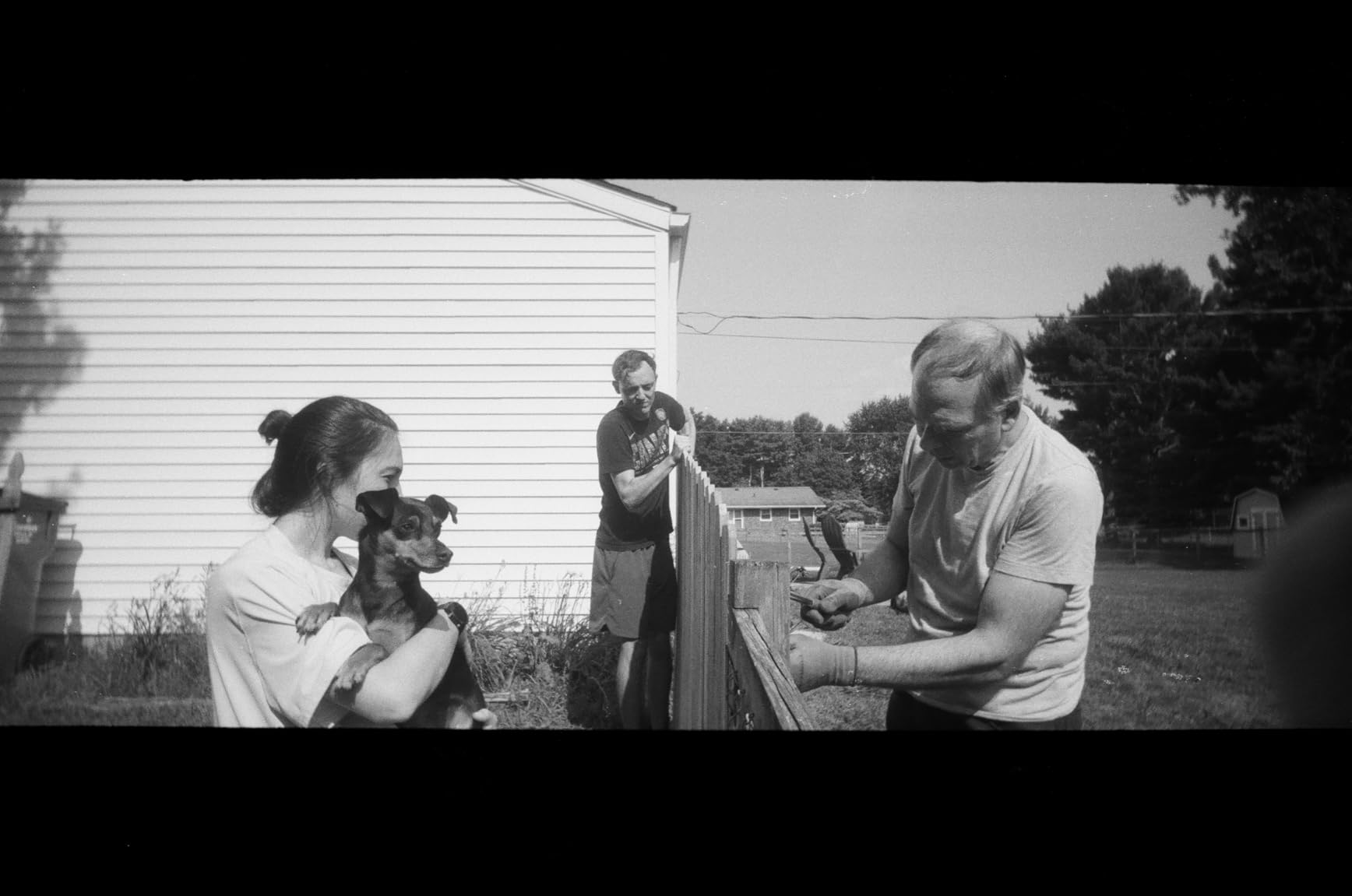 RETO PANO 35mm Film Camera - 22mm Wide Lens, Panorama, Easy Switch, Cinematic Modes, Lens Cover, Built-in Flash, Reusable (Sheer Black) - Customer Photo 1