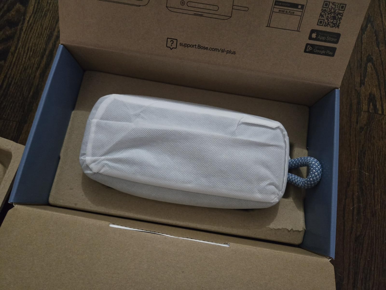 Bose SoundLink Plus Portable Bluetooth Speaker, Wireless Outdoor Speaker, Up to 20 Hours Battery Life, Waterproof and Dustproof, Black - Customer Photo 5