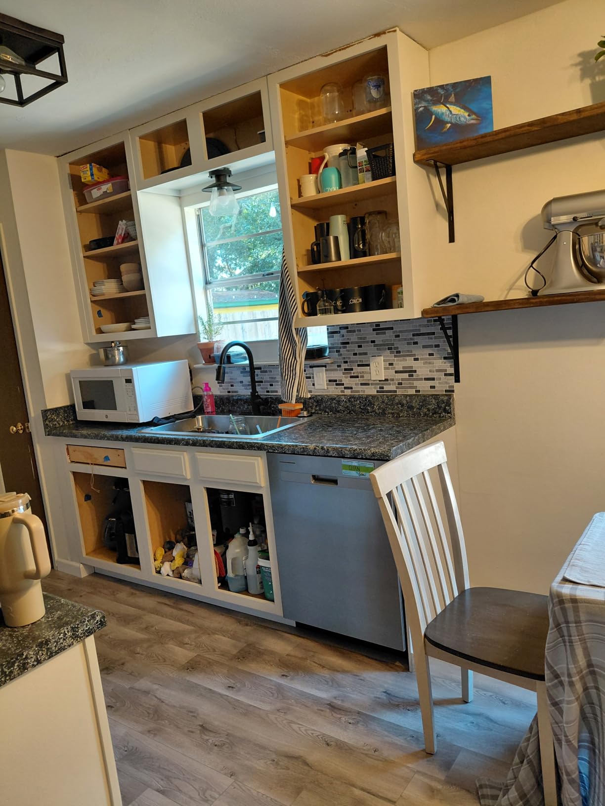 Art3d 10-Sheet Heavy-Duty Peel and Stick Backsplash, Waterproof Wall Tiles Stick on Kitchen Backsplash Living Space, Beige & White - Customer Photo 1