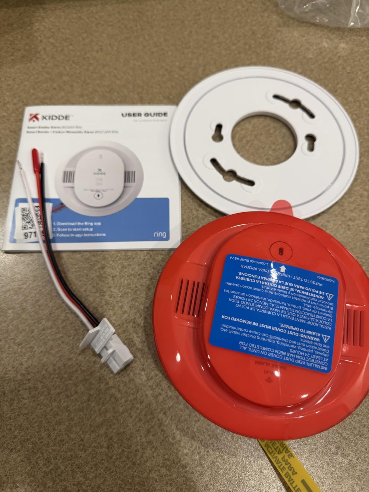 Kidde Smart Smoke Detector, Ring App Enabled for Real-Time Notifications, Hardwired Alarm, AA Backup Battery - Customer Photo 2
