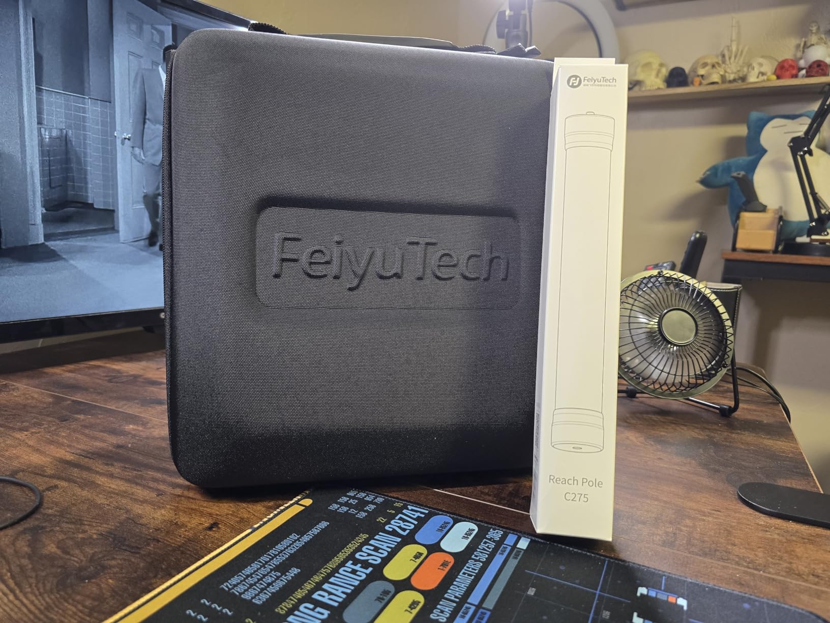 FeiyuTech SCORP Mini 3 Pro Kit 3-Axis Camera Stabilizer,Built-in AI Track,All in One Handheld Gimbal for Mirrorless, Pocket Camera,Action Camera, Phone, 2KG Payload - Customer Photo 2