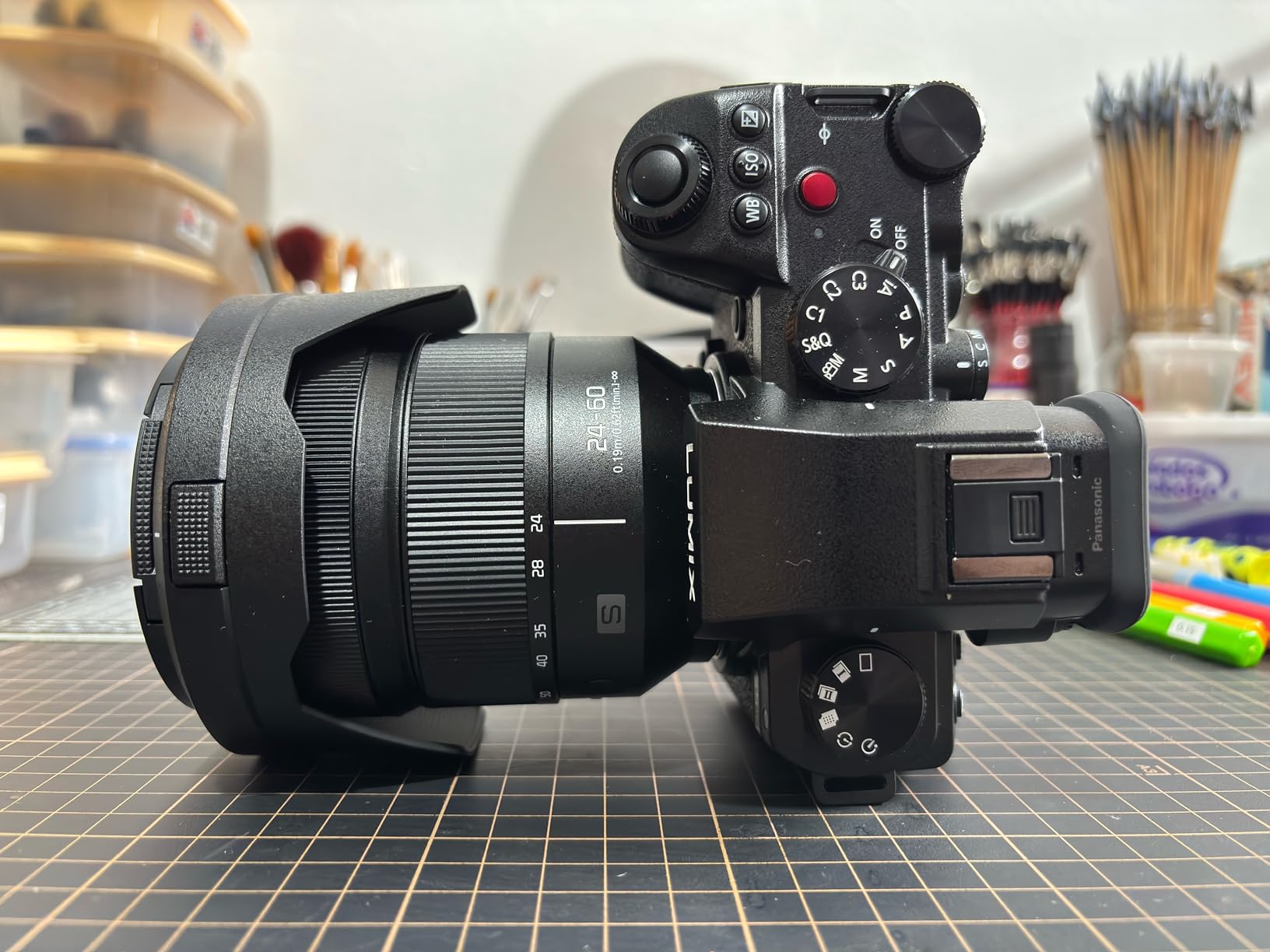 Panasonic LUMIX S Series 24-60mm F2.8 L-Mount Lens; Landscapes, Portraits, and Video, Precision Focus Control Ring - S-E2460, Wide Angle Lens, Black customer photo 2