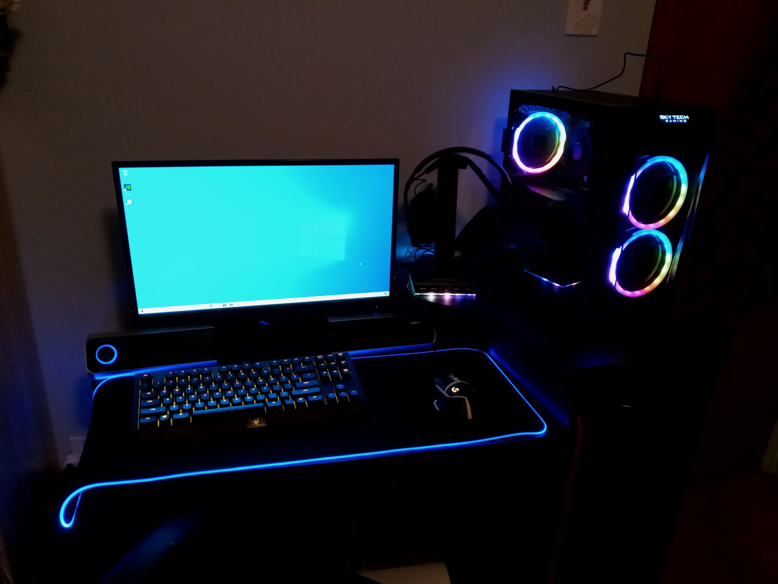 Skytech Gaming Azure 3 Gaming PC, AMD Ryzen 7 5700 3.7GHz, NVIDIA RTX 5060, 1TB NVMe SSD, 32GB DDR4 RAM 3200, 650W Gold PSU, Wi-Fi, Win 11, Desktop - Customer Photo 2