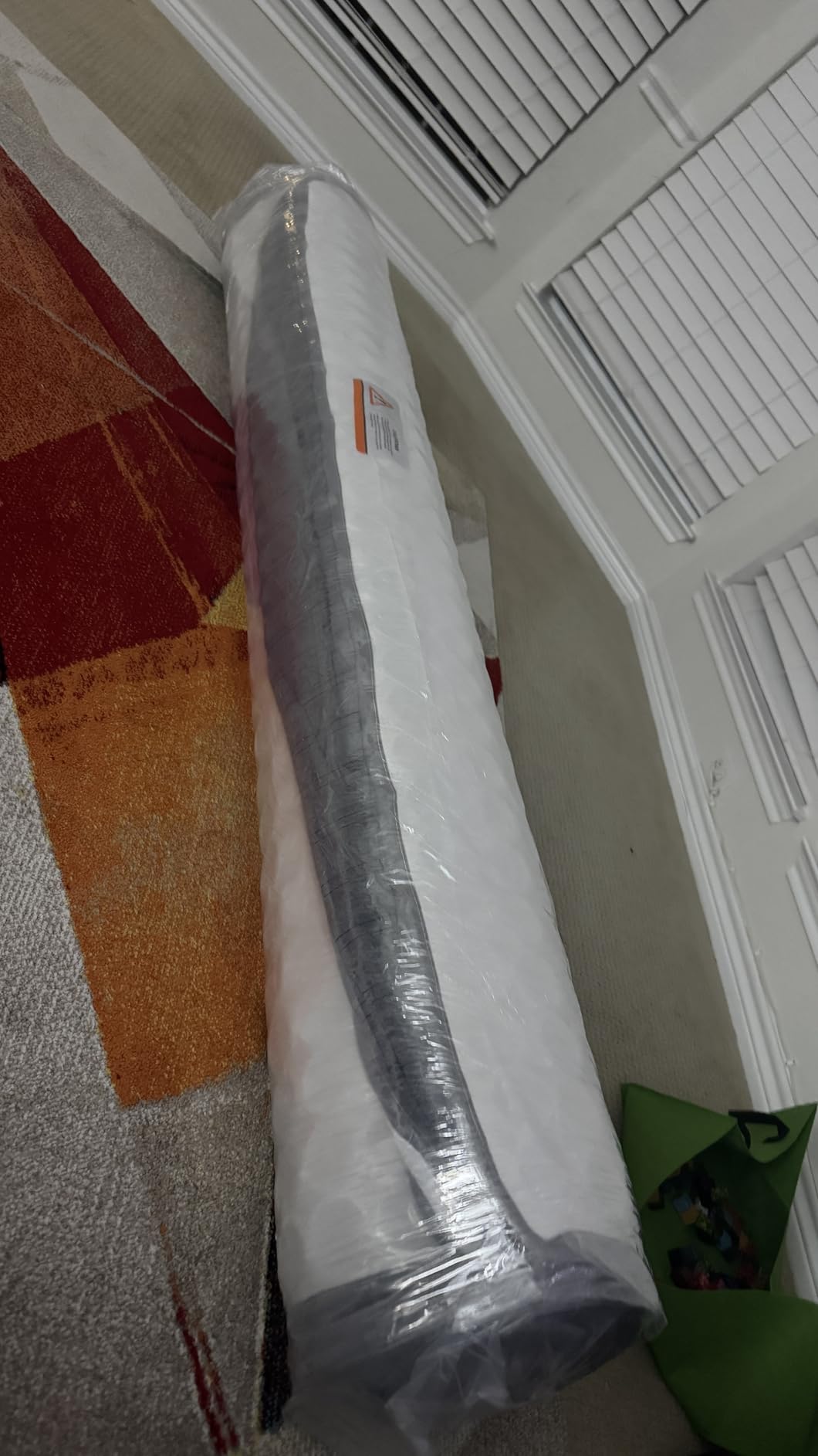 SNFPNE Queen Size Mattress 12 Inch, Hybrid Memory Foam Mattress with Zoned Pocket Coils Support and Motion Isolation Design, Strengthen Edge Support,CertiPUR-US Certified, Medium Firm in a Box - Customer Photo 2