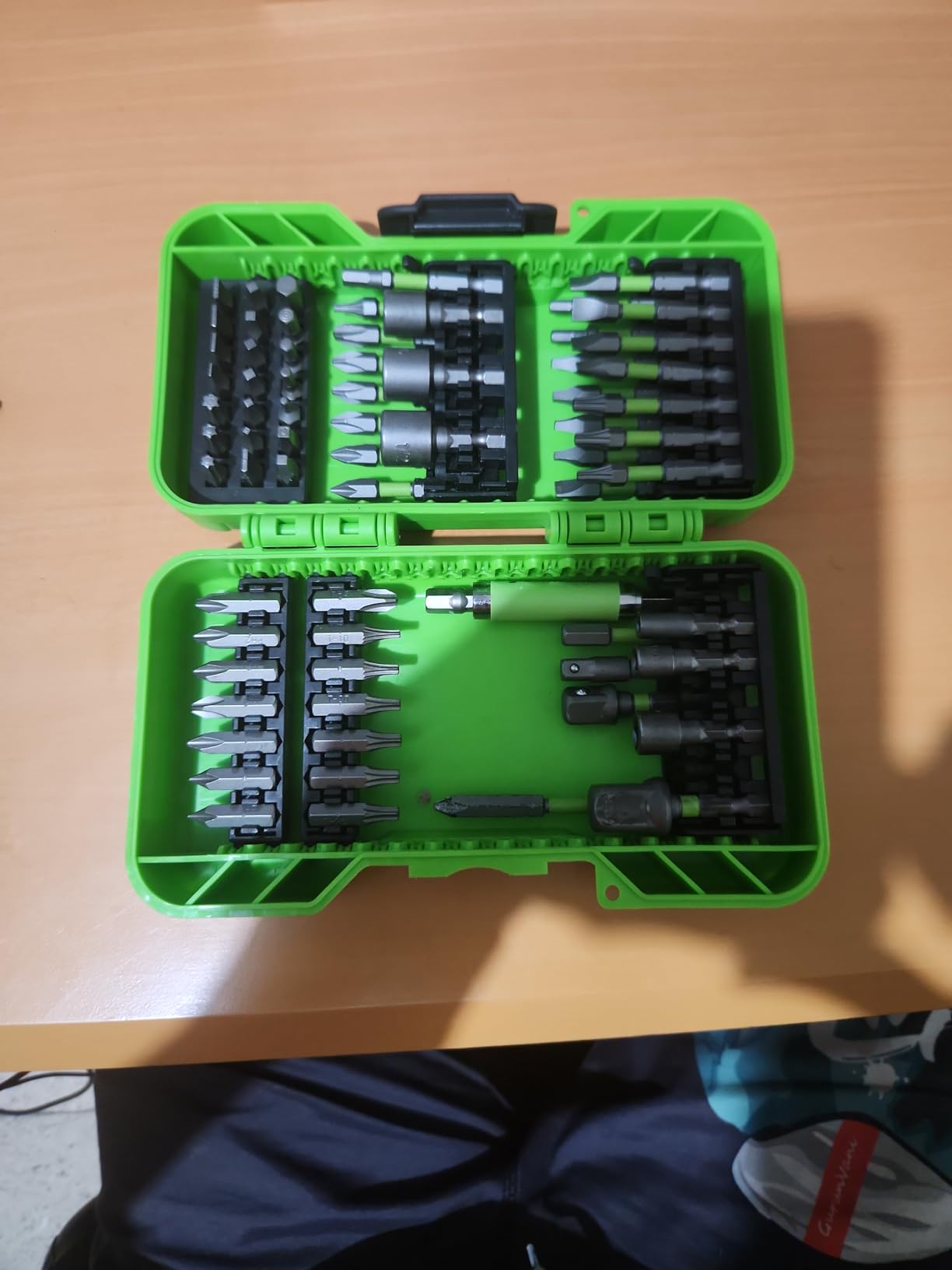Greenworks 24V Cordless Brushless 400 in-lbs Drill/Driver+1950 in-lbs Impact Driver Combo, High Torque, Lightweight, (2) 2.0Ah USB-C Batteries(12,000mAh Power Bank) and 65W USB-C Fast Charger(3-Port) - Customer Photo 1