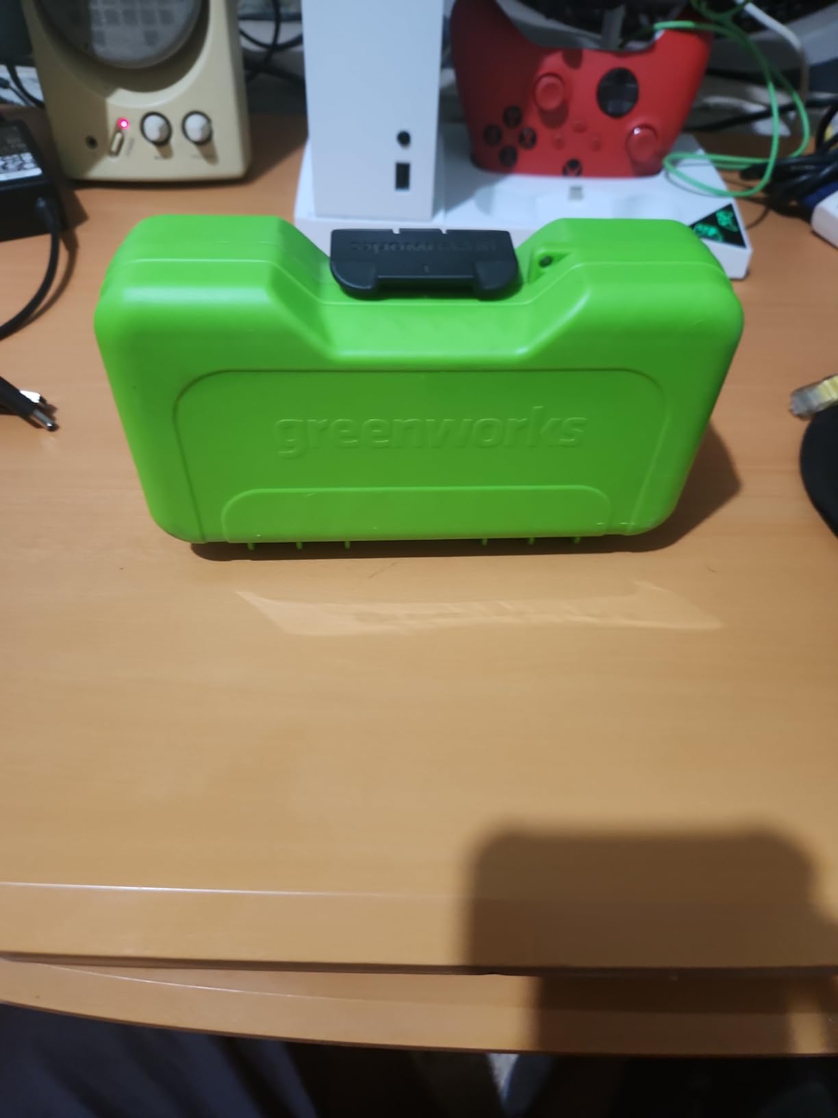 Greenworks 24V Cordless Brushless 400 in-lbs Drill/Driver+1950 in-lbs Impact Driver Combo,High Torque, Lightweight, (2) 2.0Ah USB-C Batteries(12,000mAh Power Bank) and 65W USB-C Fast Charger(3-Port) - Customer Photo 2
