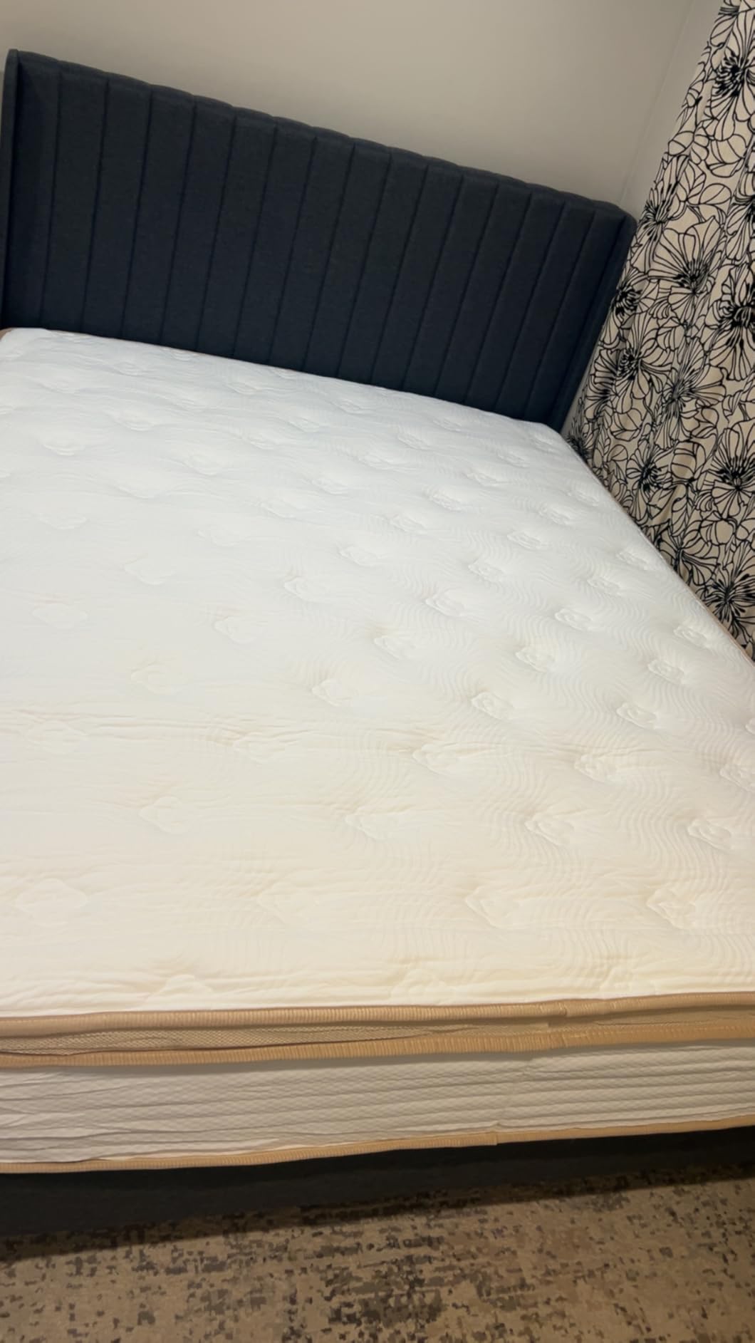 TQX Queen Mattress,12 Inch Hybrid Mattress in a Box: Memory Foam & Pocket Springs for Pressure Relief, Motion Isolation, Medium Firm,CertiPUR-US Certified,Fiberglass Free, 365 Night Trial - Customer Photo 4