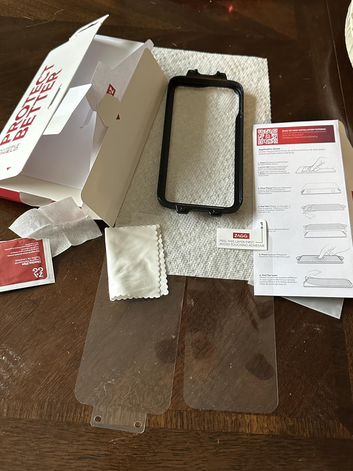 ZAGG Glass Elite Privacy Screen Protector for iPhone 17 Pro Max - 5X Stronger Tempered Glass, ClearPrint Technology for Smudge Free Clarity, Smooth Feel, Full Coverage, InvisibleShield, Easy Two-Step Installation - Customer Photo 1