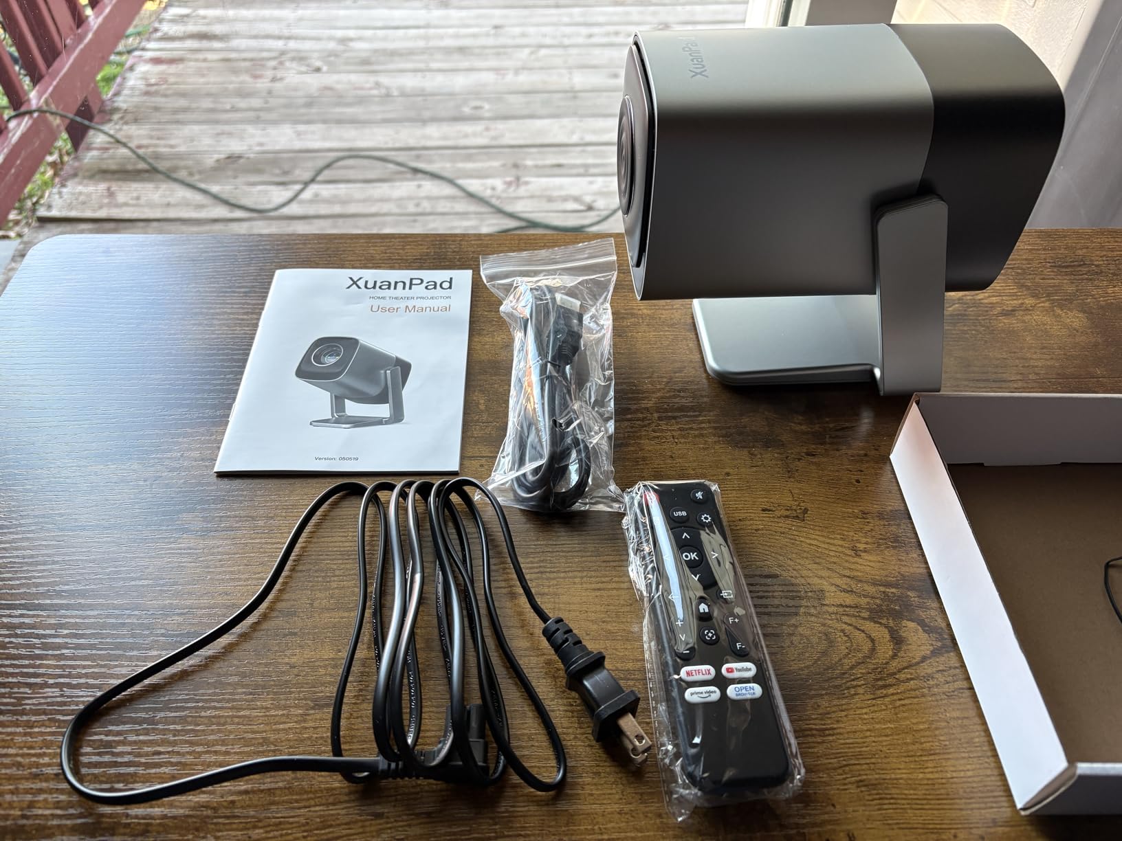 [Compatible with Netflix & TOF Real-time Focus] Mini Projector with WiFi and Bluetooth, XuanPad Smart Projector 4K Support, Dolby Audio & Keystone, 210° Rotatable Stand for Home - Customer Photo 5