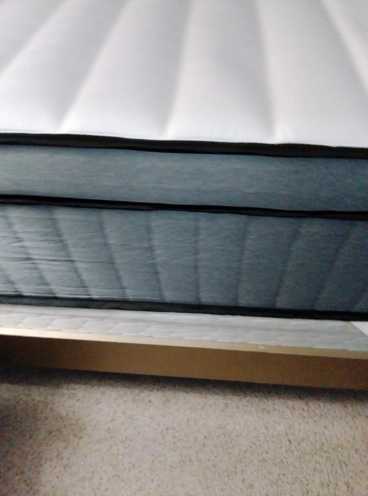 DIFAME California King Mattress, 12 inch Cooling Gel Hybrid Cal King Mattress in a Box with Memory Foam & Pocket Springs, Extra Edge Support, Pain Relief, Fiberglass Free, 365-Night Trial, CertiPUR-US - Customer Photo 1