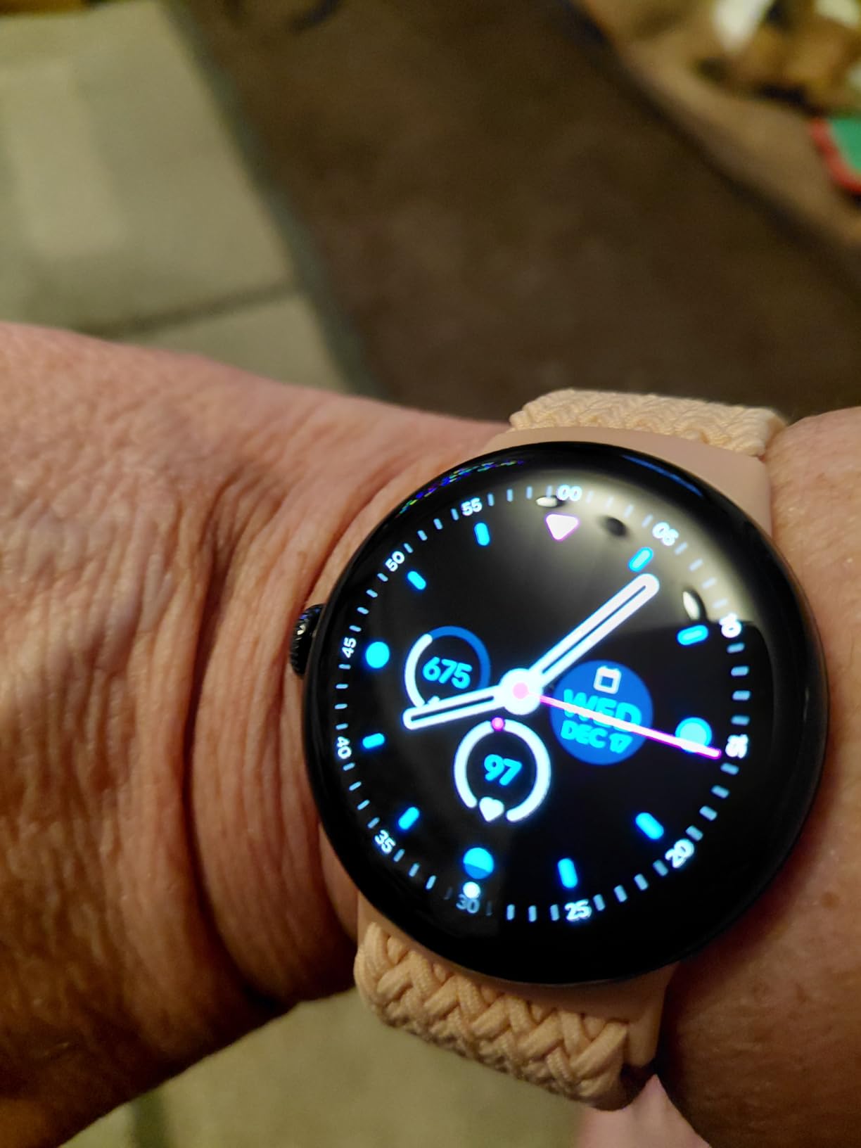 Google Pixel Watch 3 (45mm) Android Smartwatch - Matte Black Aluminum Case - Obsidian Band - LTE (Renewed) - Customer Photo 2