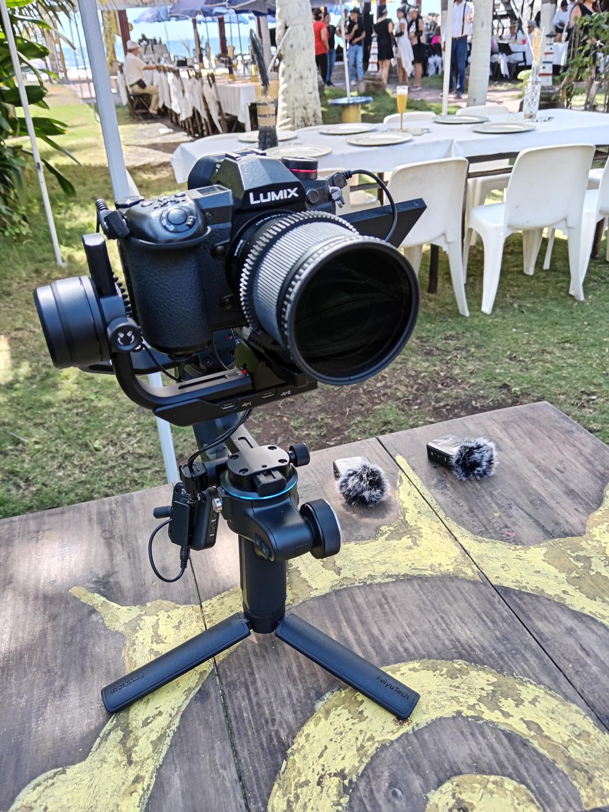 FeiyuTech SCORP-C2 AI Face Tracker Camera Gimbal,3-Axis Stabilizer for DSLR/Mirrorless Camera,for Sony Canon Panasonic Nikon Fujifilm Sigma BMPCC,Native Vertical Shoot,Max 7.72lbs,Smart Track - Customer Photo 1