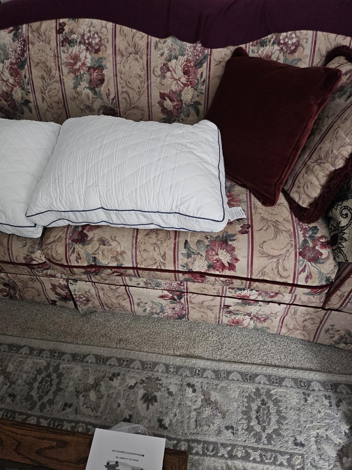 Mosluna Shredded Memory Foam Pillows Queen Size Set of 2, Soft Bed Pillow for Side and Back Sleepers, Medium Firm Pillows 2 Pack with Gusset(20