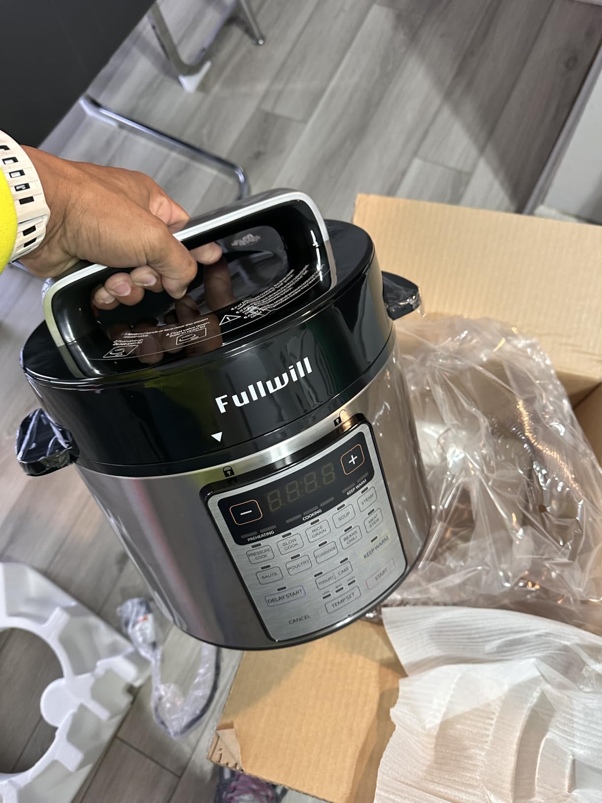 Fullwill 9-in-1 Electric Pressure Cooker(2025 Upgraded), 12 Presets Instant Multi Cooker, Olla de Presion Nonstick Pot 6 Quarts - Customer Photo 2