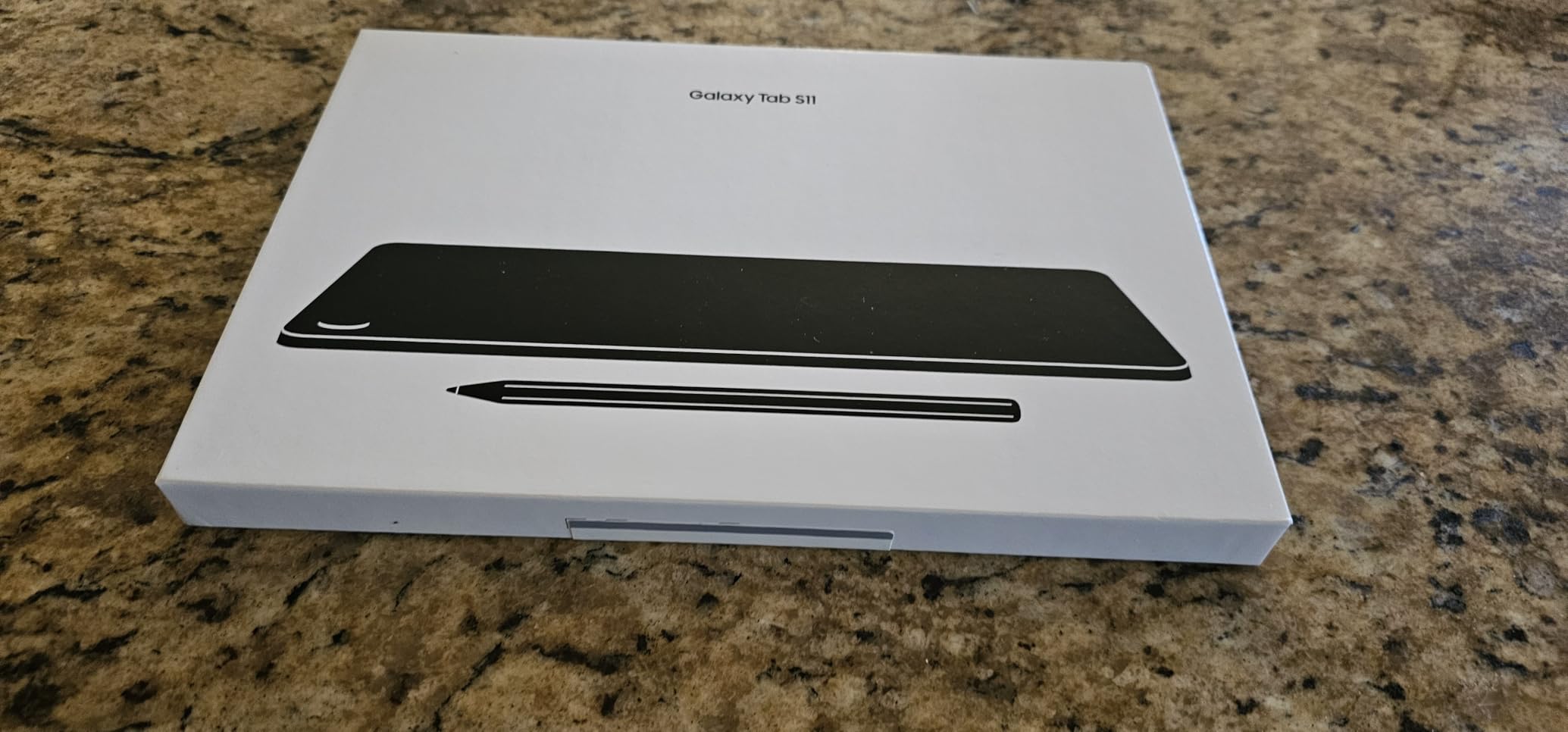 Samsung Galaxy Tab S11 256 GB WiFi Android Tablet, Large Display, Durable, Slim, Light, High Performance, Long Battery Life, S Pen for Note-Taking, AI Assist, US Version, Gray - Customer Photo 2