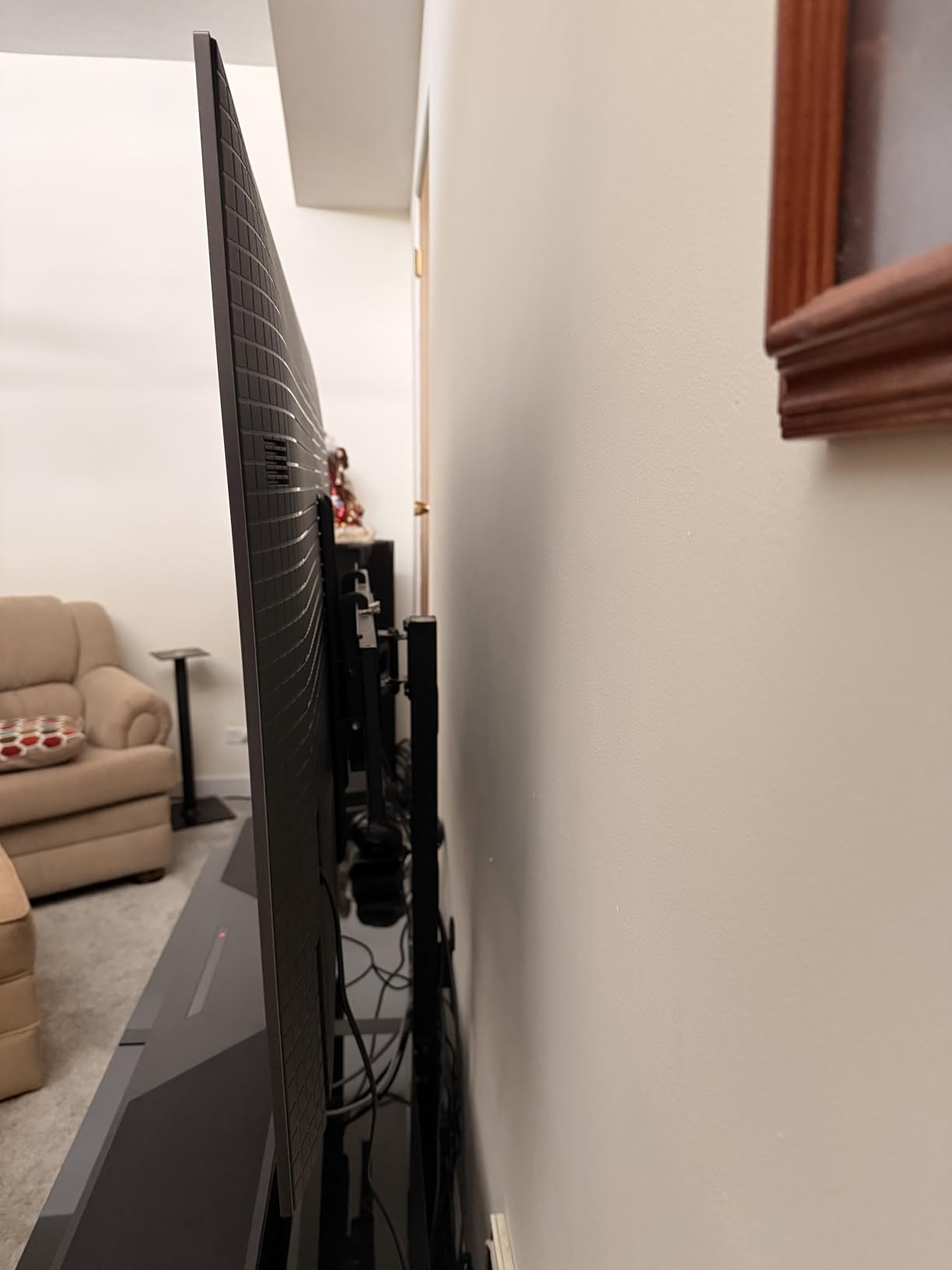 Sony 55 Inch OLED 4K Ultra HD TV BRAVIA XR8B Smart Google TV with Dolby Vision HDR and Exclusive Features for PlayStation® 5 (K-55XR8B), 2025 Model - Customer Photo 1