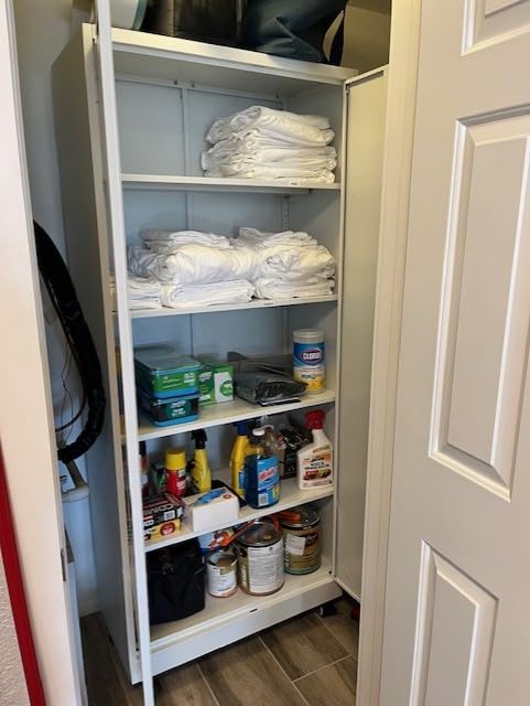 Yizosh Metal Garage Storage Cabinet with Locking Doors and Adjustable Shelves, 75