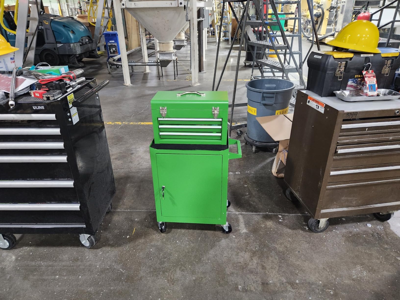 INTERGREAT 8-Drawers Rolling Tool Chest, Assembled Tool Chest with Wheels, Detachable Top Tool Box, Tool Cabinet for Repair Room,Warehouse, Rolling Tool Box with Hooks,Tray Divider,Liners(Black) - Customer Photo 2