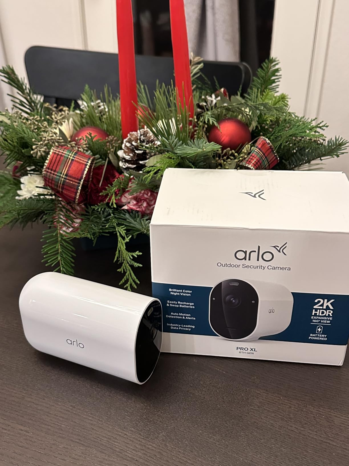 Arlo Pro Security Camera 2K HDR (6th Gen, 2025 Release) - Wireless Outdoor Camera, Rechargeable Removeable Battery, Event Captions, Emergency Response, 1-Month Trial of Secure Plan, 1 Cam, White - Customer Photo 2