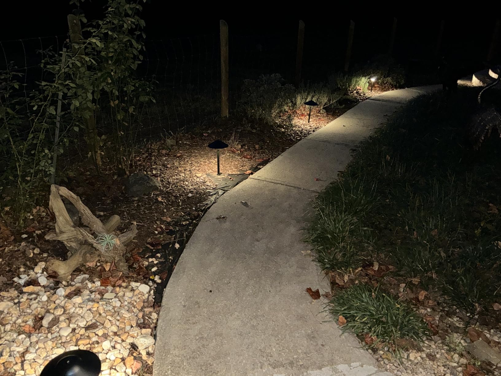 SUNVIE All-in-One LED Low Voltage Landscape Lighting Kit 6 Pathway Lights 2 Spotlights with 60W Photocell Transformer 100FT Wire for Path&Garden, Aluminum, ETL Listed, Dusk to Dawn, Waterproof, 3000K - Customer Photo 2