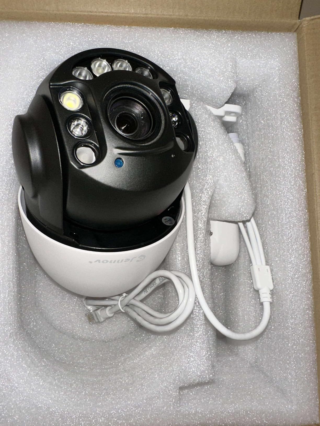 Jennov 6MP PoE IP Camera Outdoor with Pan Tilt 20X Optical Zoom, 360 Speed Dome PTZ Security Camera with 160ft IR Night Vision, Spotlights Color Night Vision, Human Detection, Onvif Compatible - Customer Photo 1