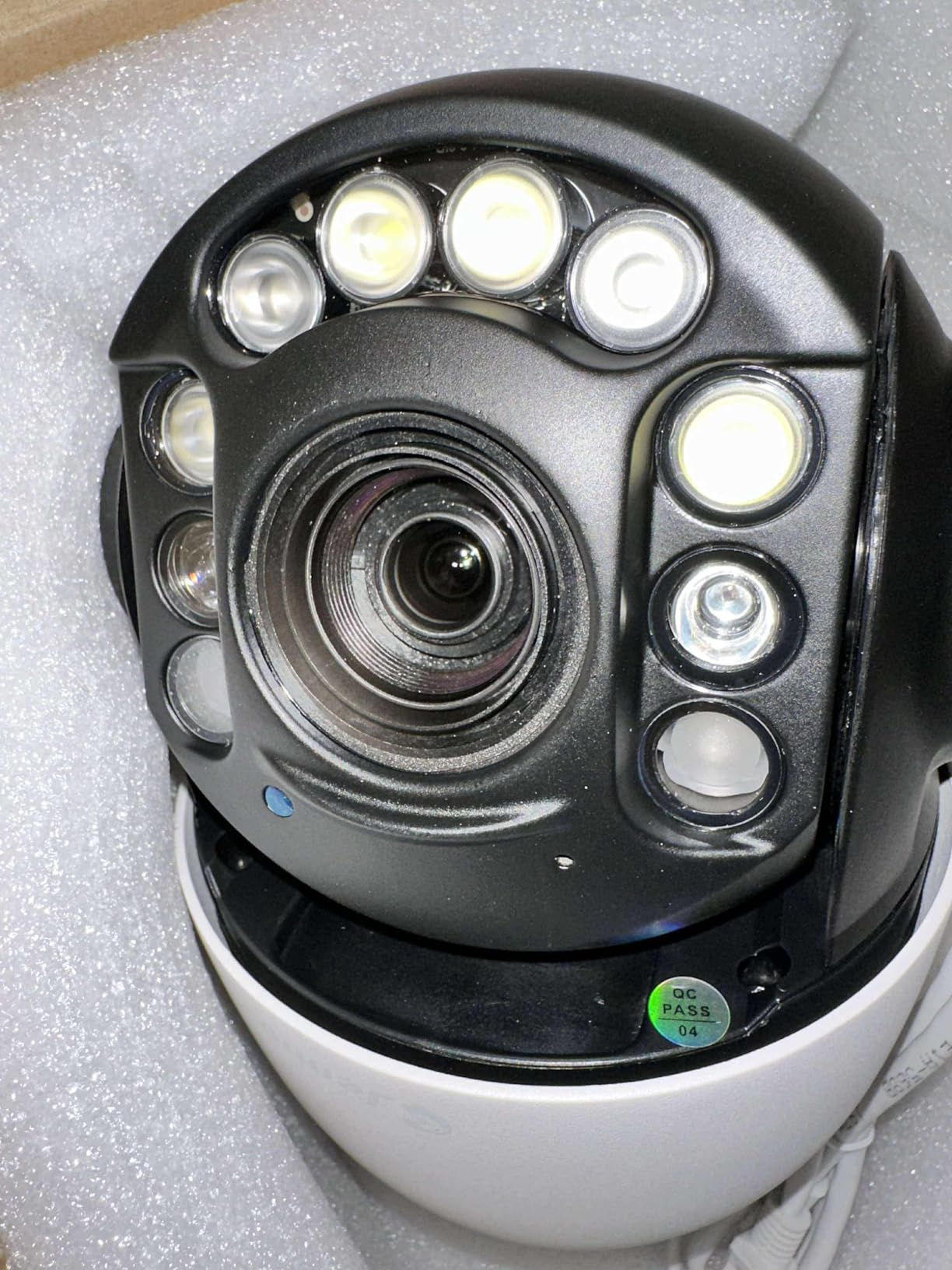 Jennov 6MP PoE IP Camera Outdoor with Pan Tilt 20X Optical Zoom, 360 Speed Dome PTZ Security Camera with 160ft IR Night Vision, Spotlights Color Night Vision, Human Detection, Onvif Compatible - Customer Photo 2