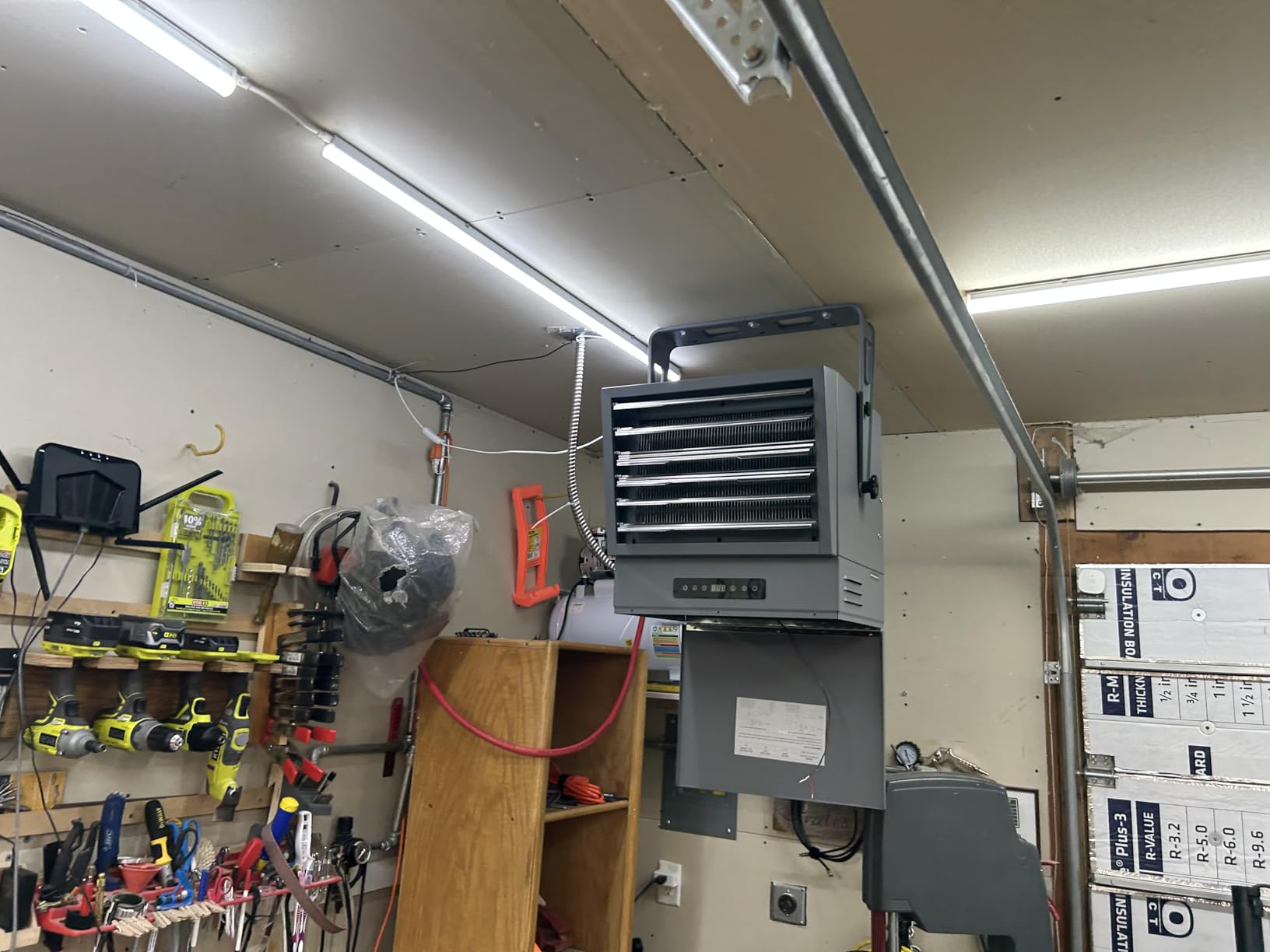 InoKraft 7,500W Electric Garage Heater, Wire: 8 AWG, Plug: NEMA 14-50P, Remote, Ceiling Mount, Digital Thermostat, 240 Volt, 24-Hour Timer, Overheat Protection, ECO Mode, Ideal for Garage - Customer Photo 1