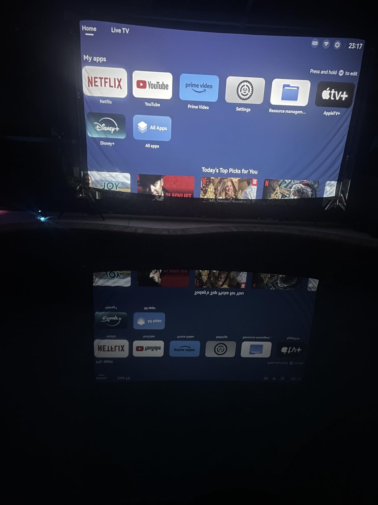 [Short Throw/1200ANSI/Built in Apps] 4K Outdoor Projector with WiFi and Bluetooth, Auto Focus Projector with Dual-Mode Stand, Smart Portable Proyector with Netflix/YouTube/PrimeVideo & Dolby - Customer Photo 1