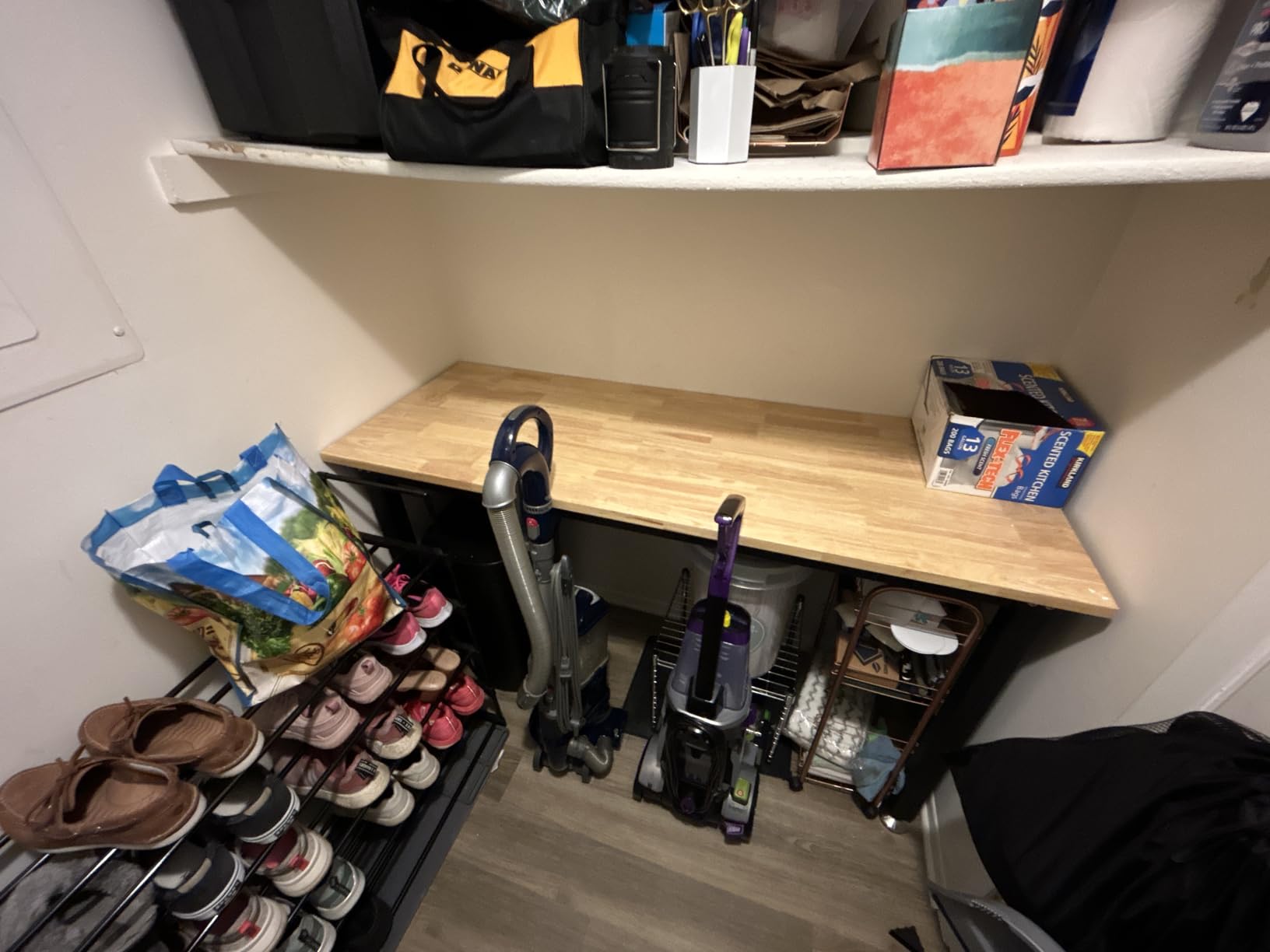 ENJOYWOOD Work Bench with Wheels 60 x 22 Inch Heavy Duty Rubberwood Tabletop Work Table Adjustable Height Garage Workbench with LED, Drawers, Pegboard, Power Outlets for Woodworking Shop, Home, Office - Customer Photo 2