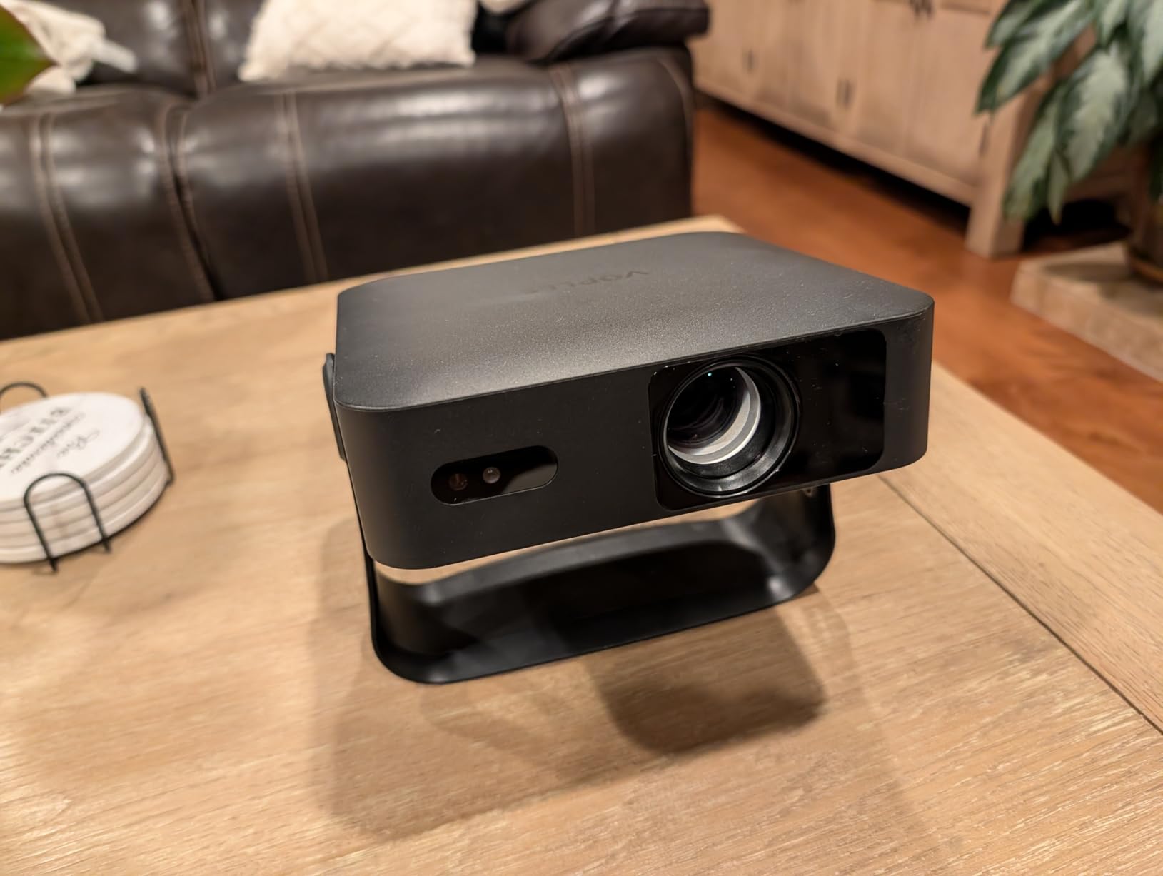 VOPLLS Smart Mini Projector with WiFi and Bluetooth, Thinnest 1.81 Inch, Officially-Licensed APP & Native 1080P, Auto Focus & Keystone Portable Outdoor Projector, 4K Support Home Movie Projector customer photo 1