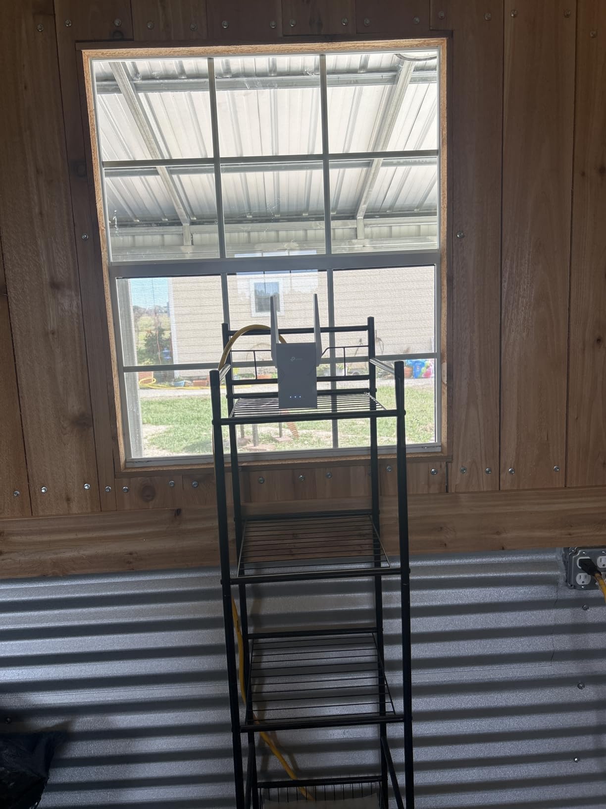 TP-Link BE6300 Wi-Fi 7 Range Extender RE403BE w/ 2.5G Port | 6.3 Gbps Dual-Band Wireless Repeater | Internet Signal Booster for Home | Up to 2800 sq.ft, 64 Devices | MLO, EasyMesh | No 6 GHz Band - Customer Photo 1