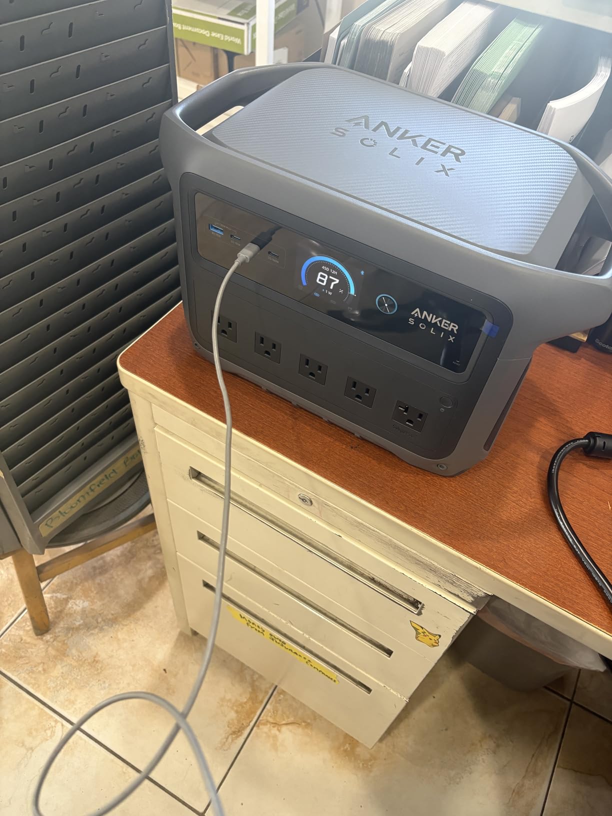 Anker SOLIX C1000 Gen 2 Portable Power Station, 2,000W (Peak 3,000W) Solar Generator, Full Charge in 49 Min, 1,024Wh LiFePO4 Battery for Home Backup, Power Outages, and Camping (Optional Solar Panel) - Customer Photo 2