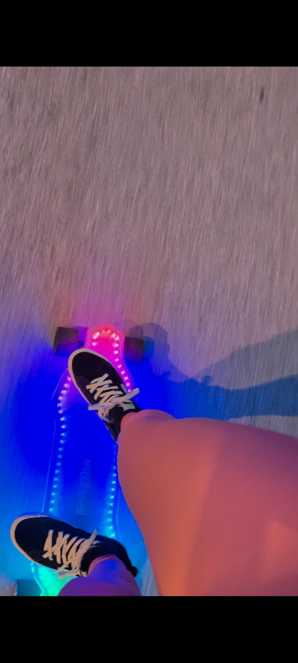 isinwheel V4/V6/V6pro/V8/V10 Electric Skateboard with Remote, 250W/450W/500W/1200W/3000W Brushless Motor, 9Mph/12Mph/30 Mph /32Mph Top Speed, Electric Longboard for Adults ＆Teens - Customer Photo 2