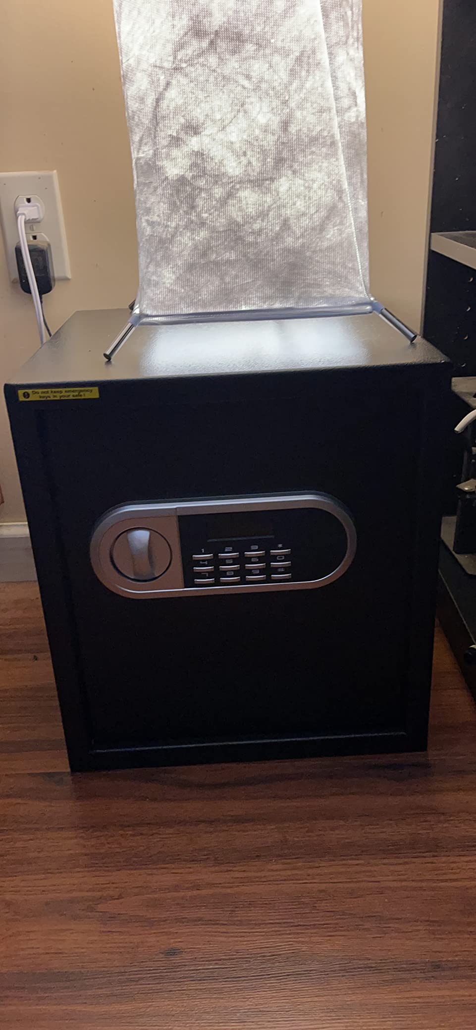 3.4 Cuft Large Fireproof Safe for Home, Safety Box with Programmable Keypad and Spare Keys, Anti-Theft Digital Safe Box Fireproof Waterproof for Money Documents Medicine Valuables, Black - Customer Photo 2