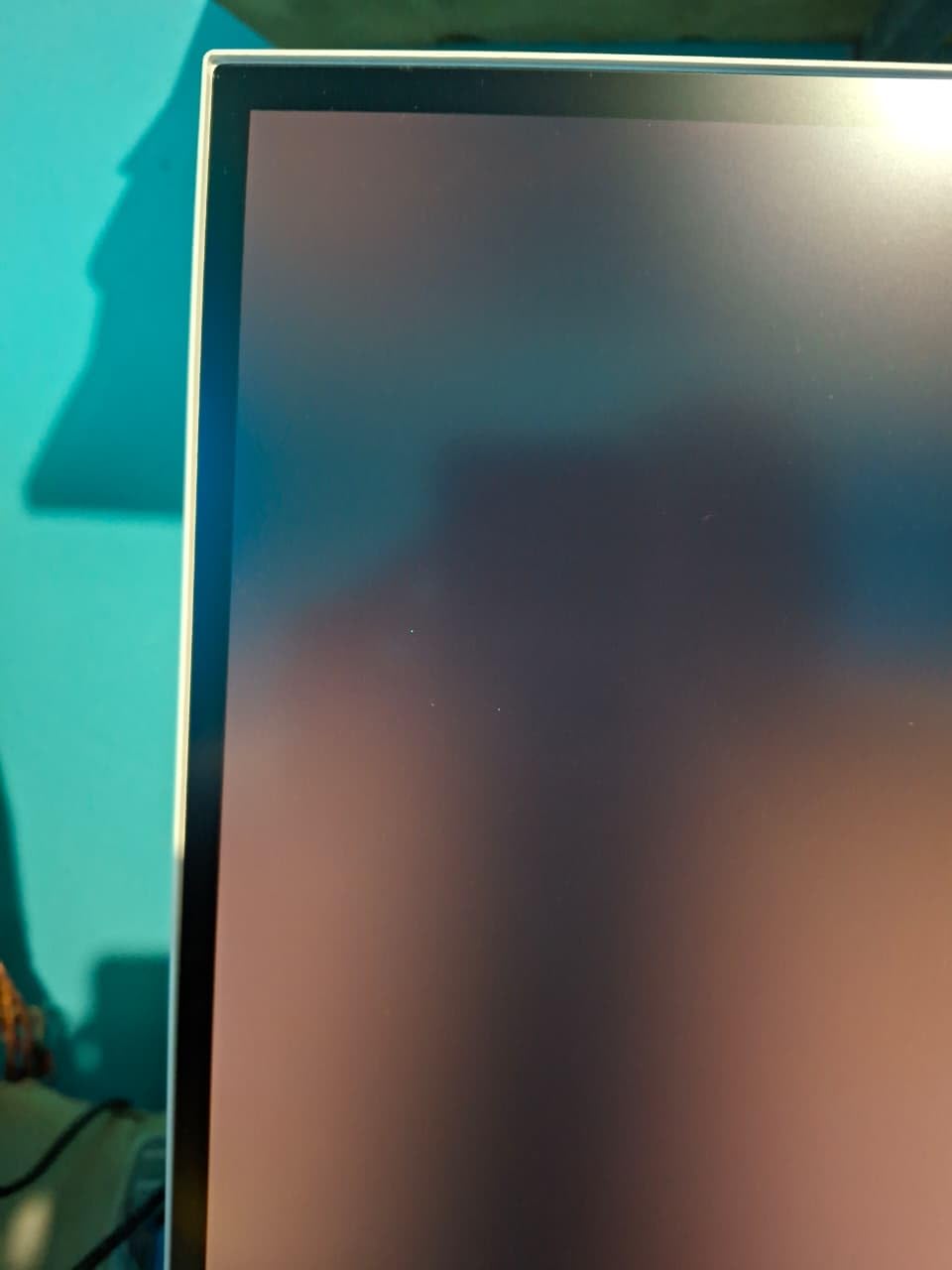 CRUA 27 Inch Gaming Monitor 360HZ, 2K QHD 2560x1440 IPS Panel White Computer Monitors with Built in Speakers, Support AMD FreeSync, 120% sRGB, Blue Light Filter, DP1.4 & HDMI2.1, Wall Mountable - Customer Photo 4