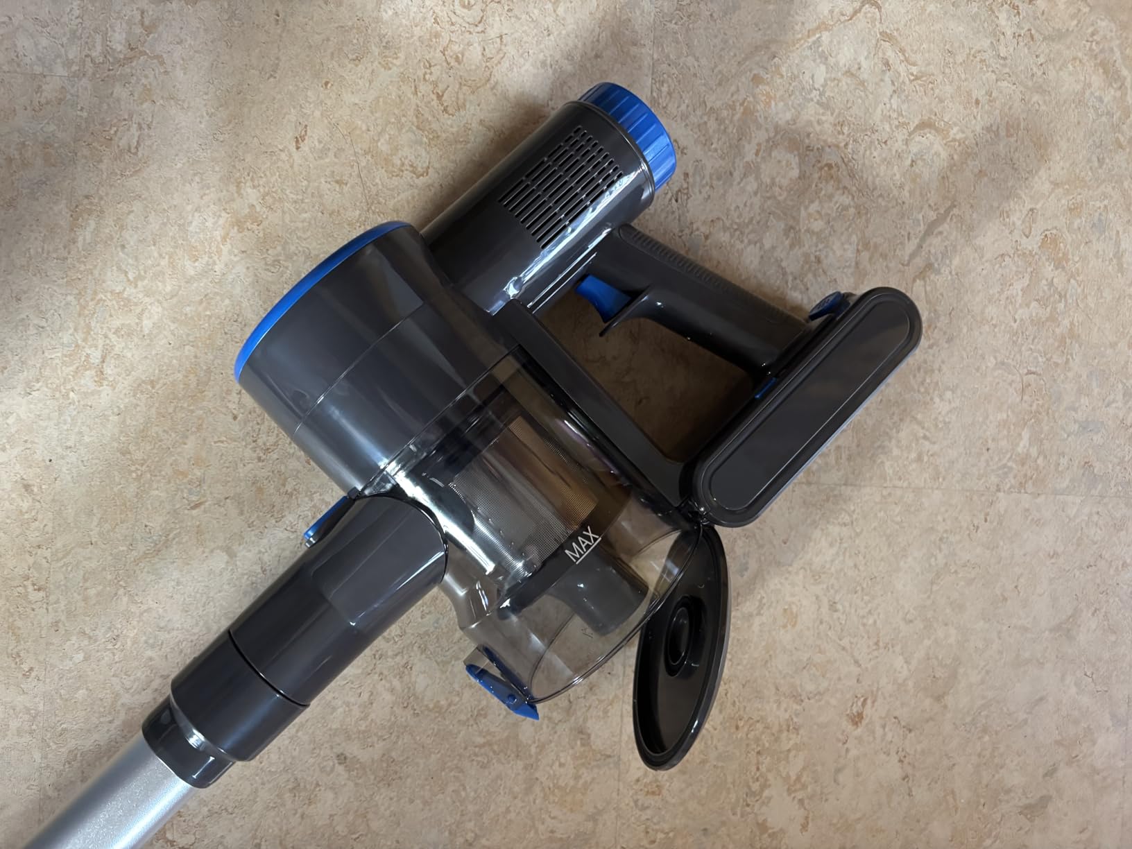 AIRDIYA Cordless Vacuum Cleaner, Upgraded 40Kpa Stick Vacuum Cleaners for Home, 8 in 1 Lightweight with Self-Standing, 1.5L Dust Cup & Anti-tangle, Rechargeable Vacuum for Hard Floors Carpets Pet Hair - Customer Photo 2