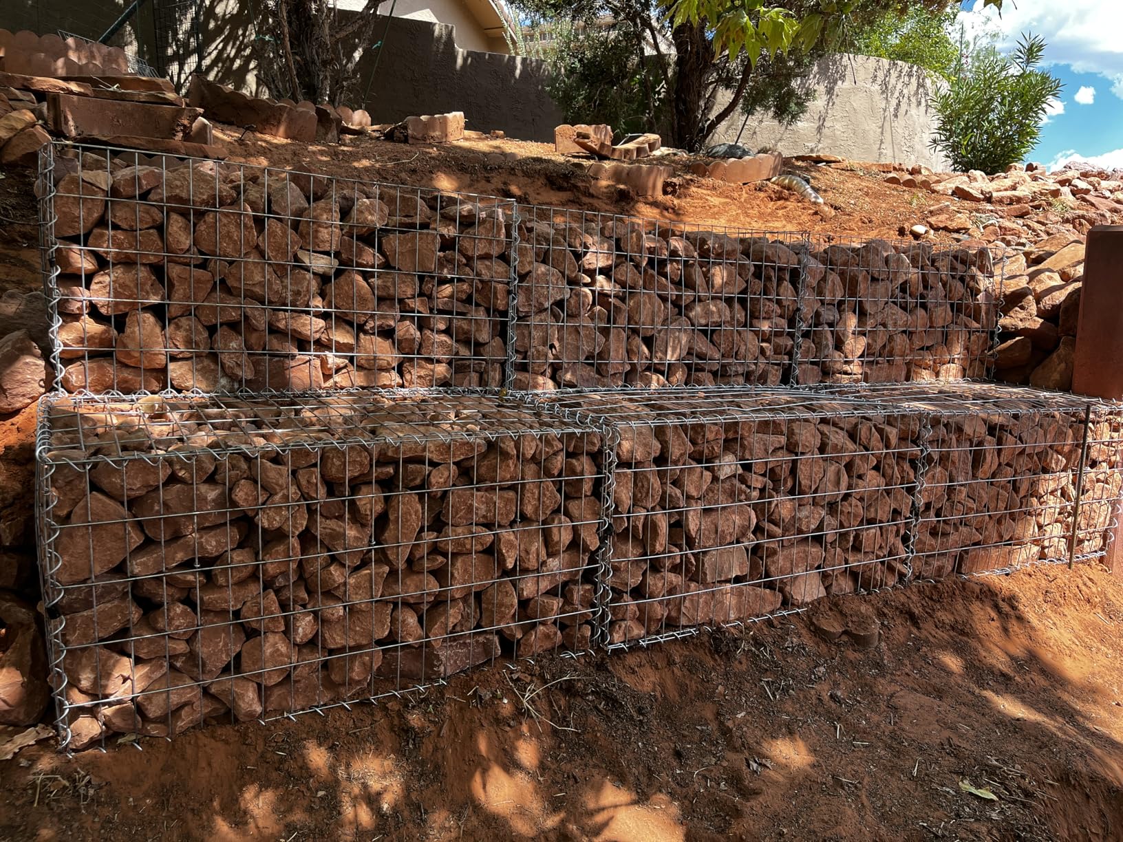 Tandefio 1 Pcs Galvanized Steel Gabion Baskets Modular Gabion Galvanized Steel Cages Stone Planter Cages Stone for Garden Projects Quick and Easy Construction Silver (118'' X 11.8'' X 19.7'') - Customer Photo 2